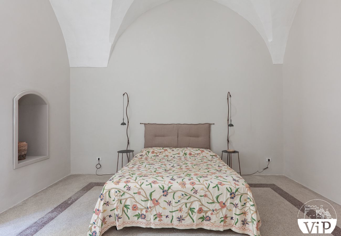 Villa à Corigliano d´Otranto - Palazzo historique avec piscine dans la vieille ville m600