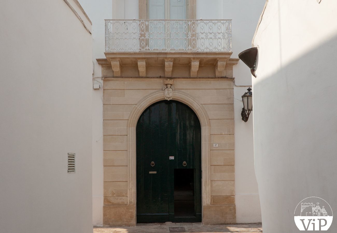 Villa à Corigliano d´Otranto - Palazzo historique avec piscine dans la vieille ville m600