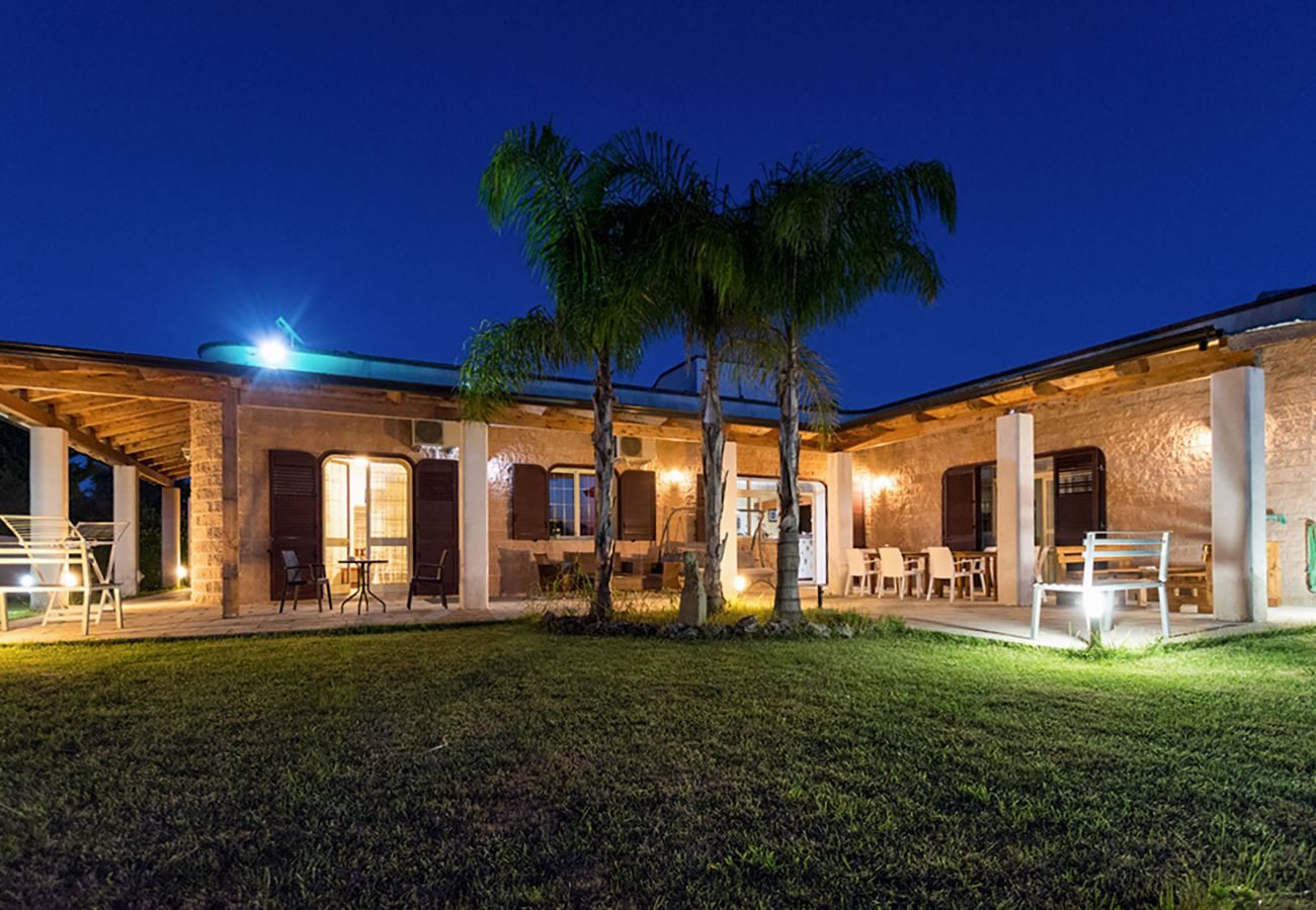 villa à Muro Leccese - Villa piscine privée 5 chambres proche Otranto v650