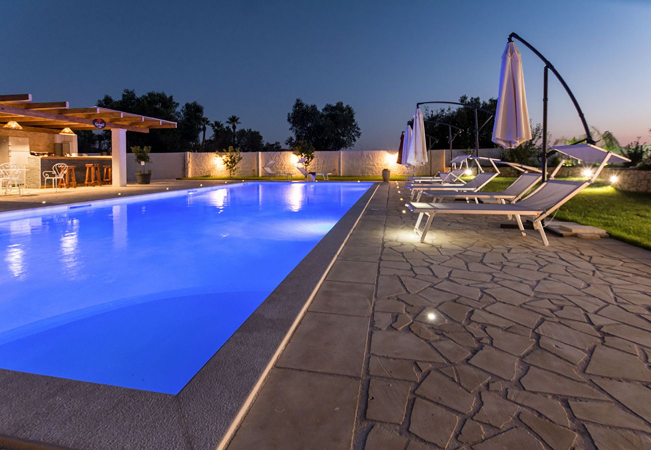 villa à Muro Leccese - Villa piscine privée 5 chambres proche Otranto v650