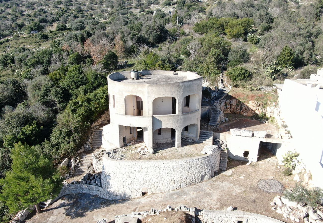 villa à Andrano - Propriété vue sur la mer 3 pajare à restructurer v123