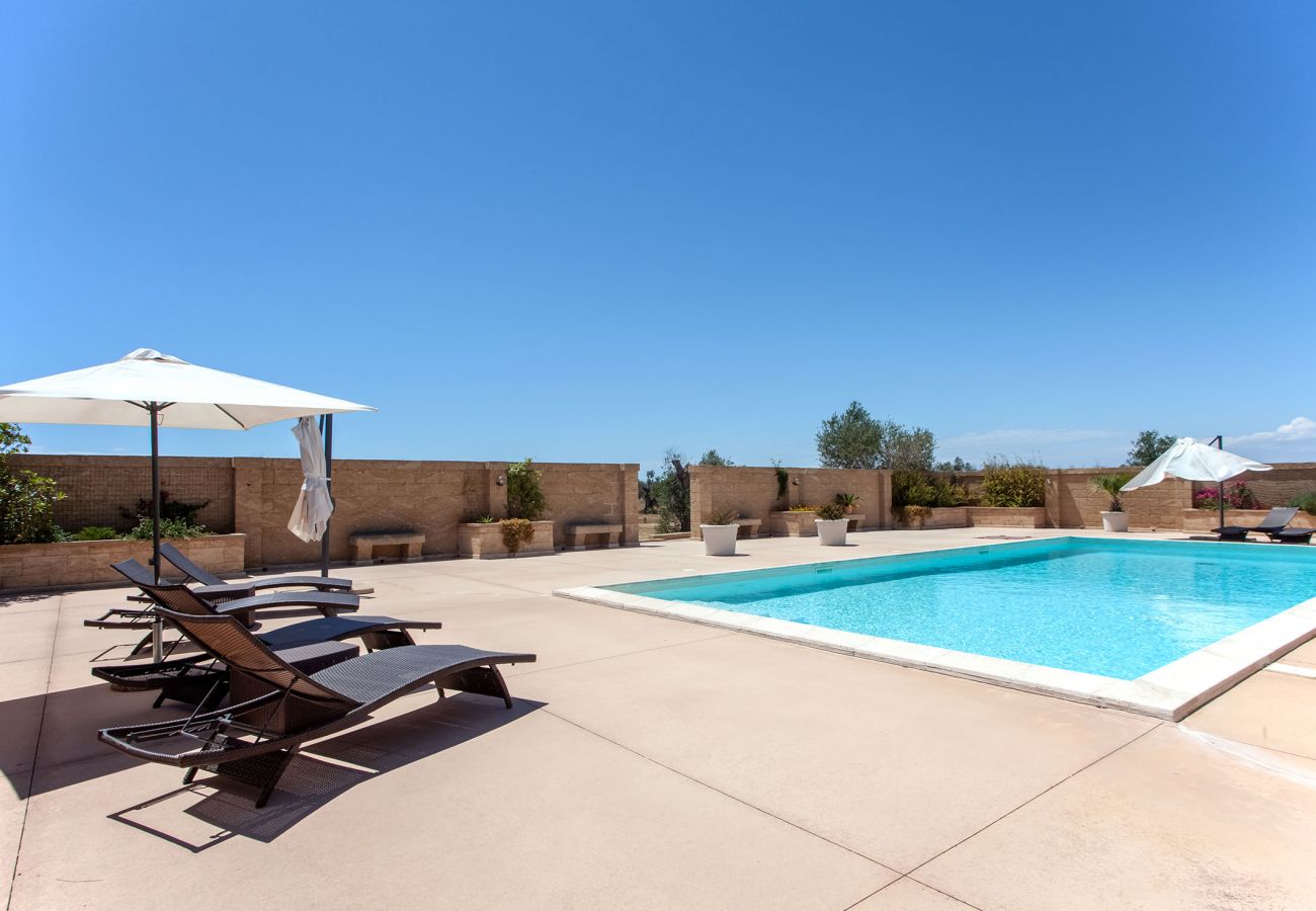 villa à Ugento - Masseria avec tour fortifiée piscine v770