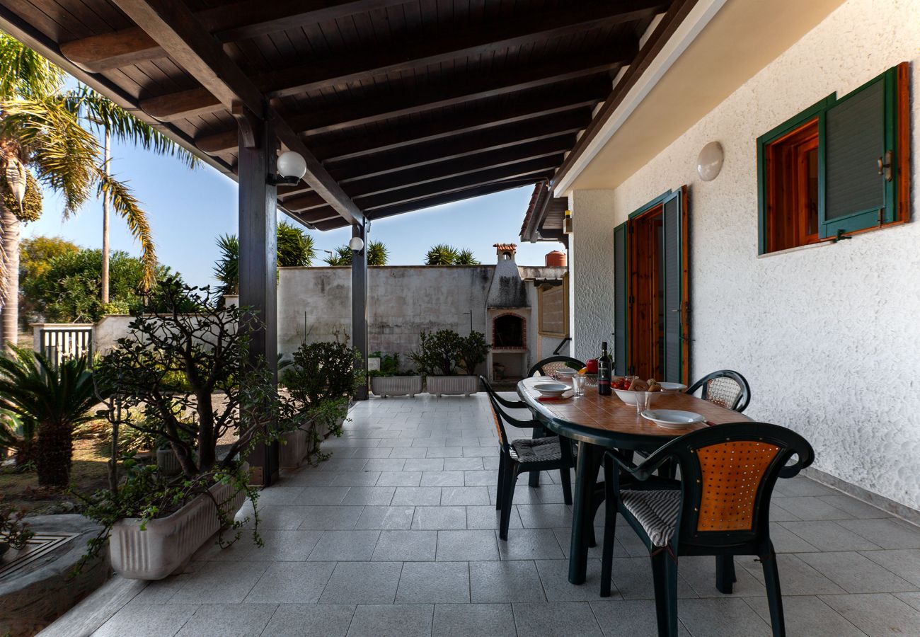 Maison à Torre dell´Orso - Villetta avec jardin et 2 salles de bain v198