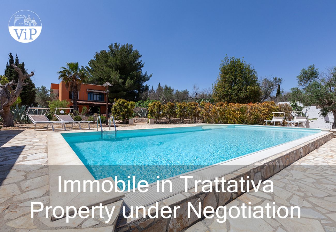 villa à Collemeto - Villa avec piscine 5 chambres 3 salles de bains 2 cuisines v565