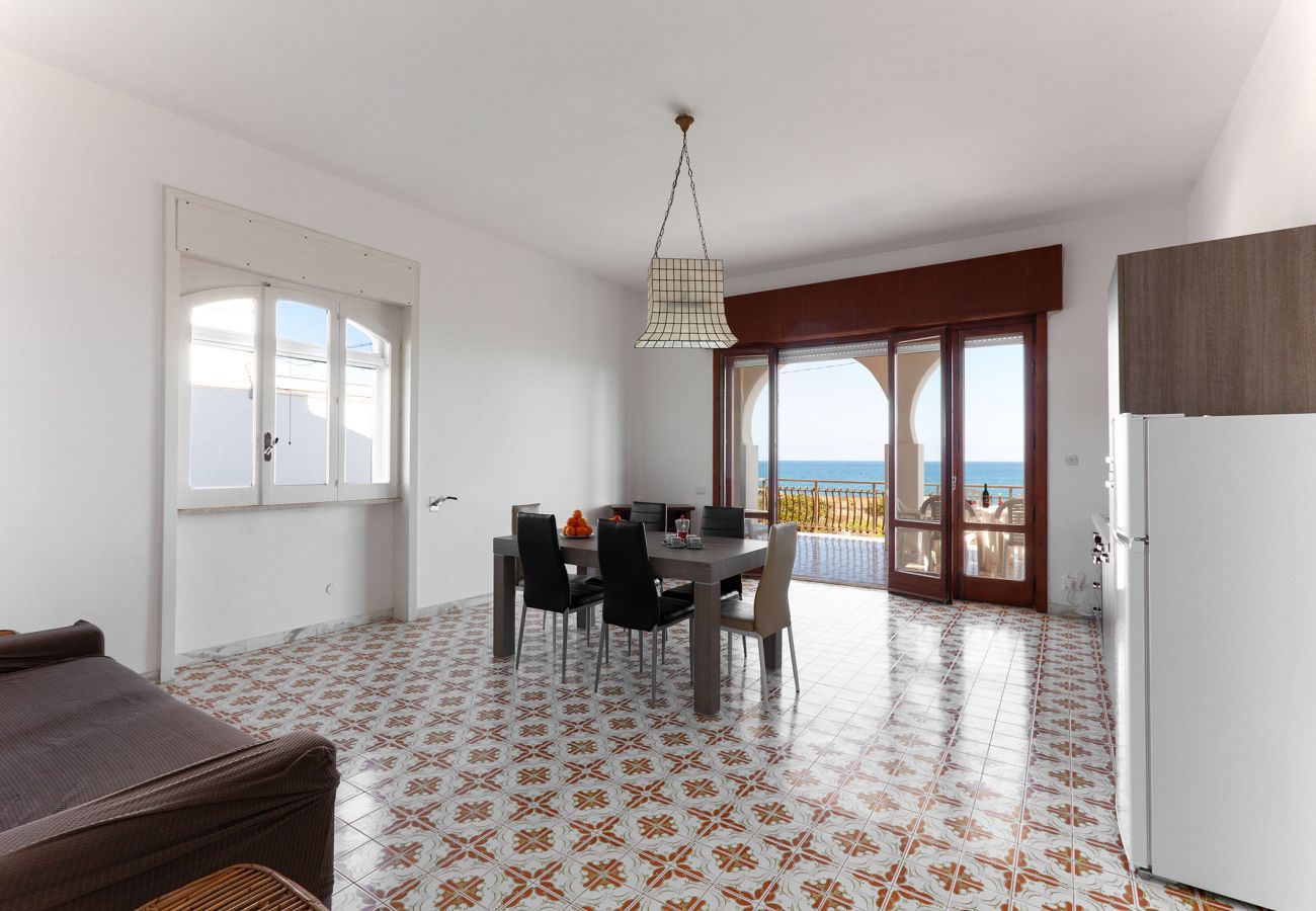Maison à Torre dell´Orso - Villa face à la mer à Torre Dell’Orso v115