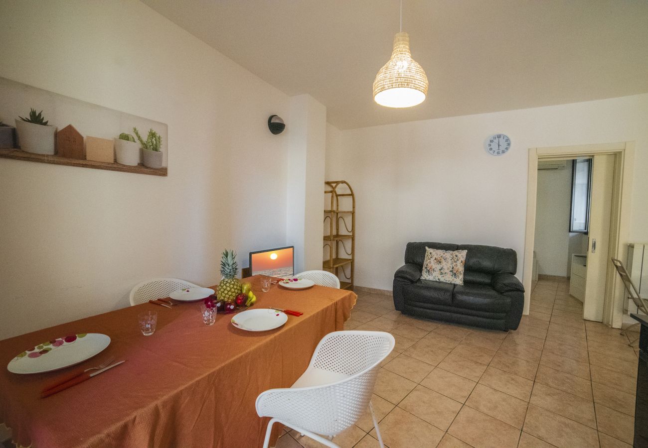 Appartement à Otranto - Maison à vendre à Otrante avec 2 salles de bains et garage v342
