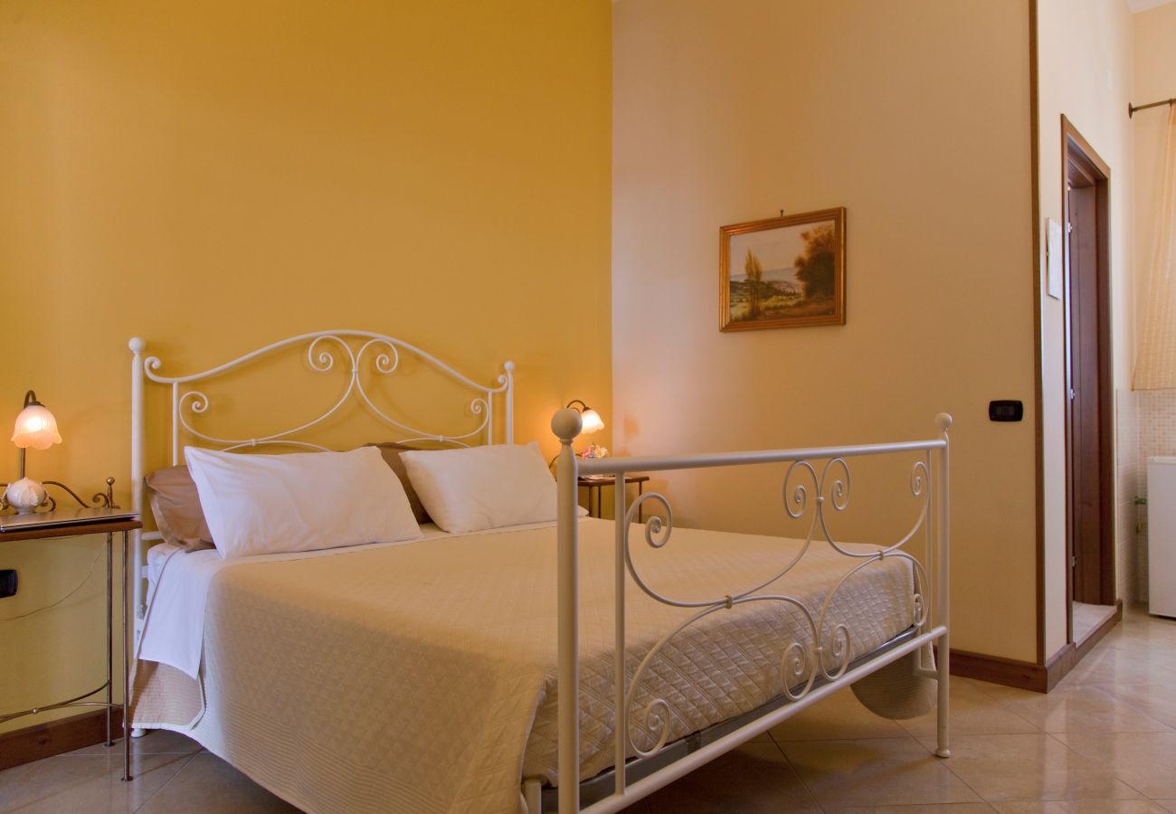 Chambres d'hôtes à Carpignano Salentino - Résidence Kalinifta à vendre Salento v450