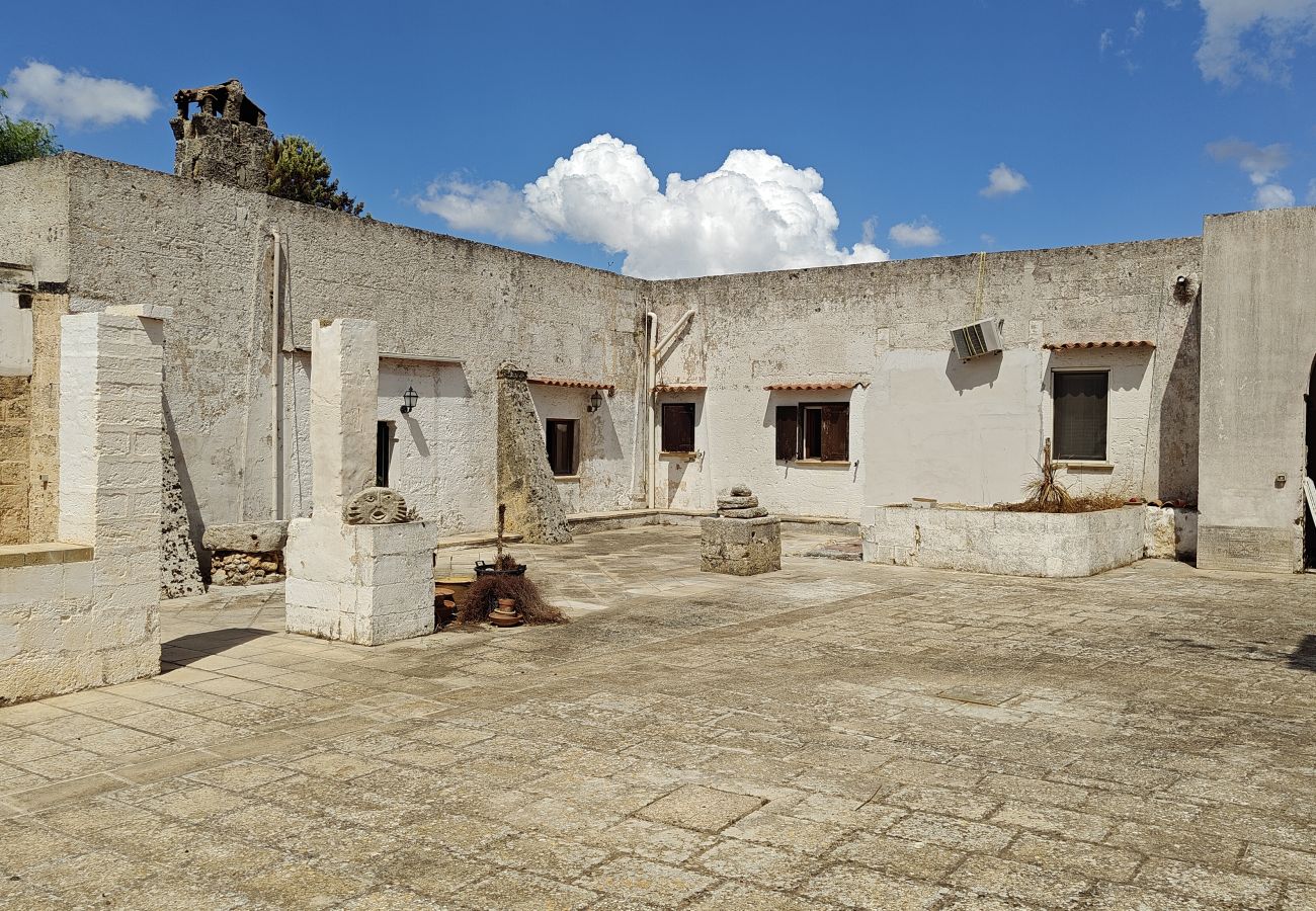 Ferme à Alessano - Ferme à rénover près de la mer - v790 Macurano