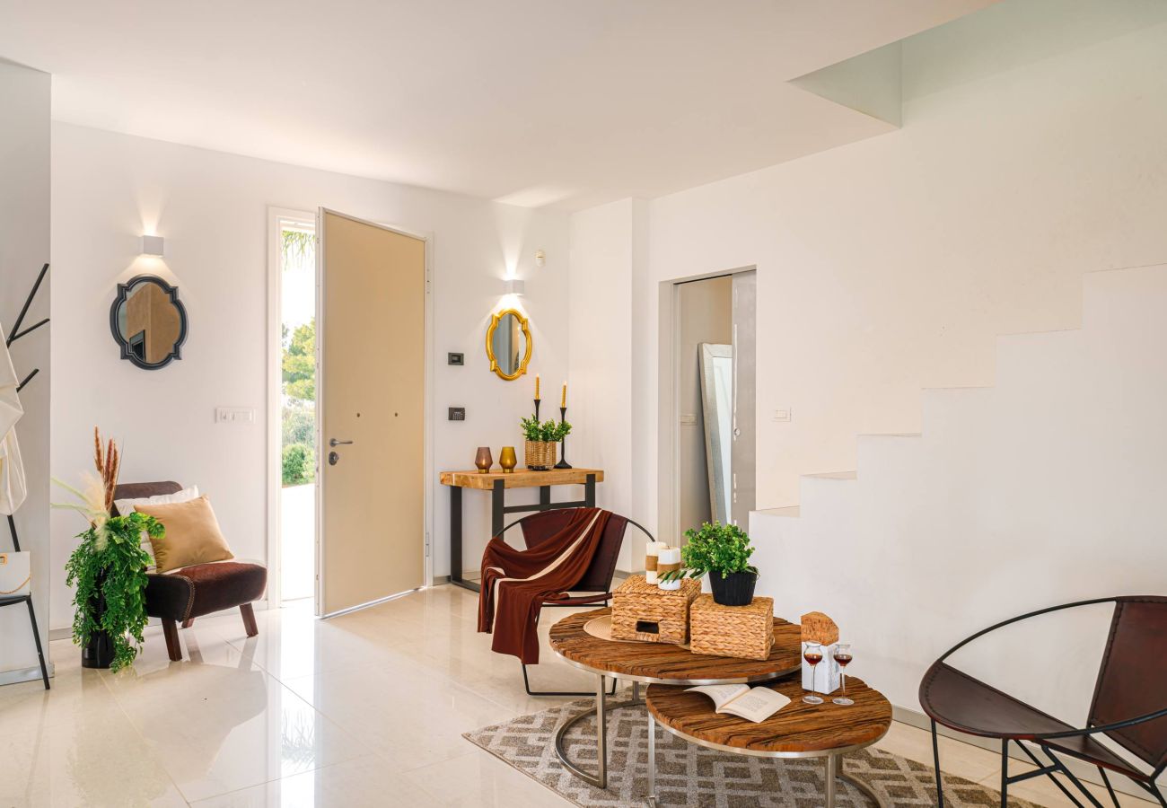 villa à Ugento - Villa de prestige avec piscine et grand jardin v750