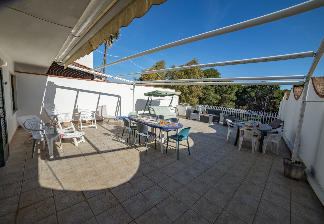 Appartement à Torre dell´Orso - Maison-terrasse panoramique et accès à la plage v122