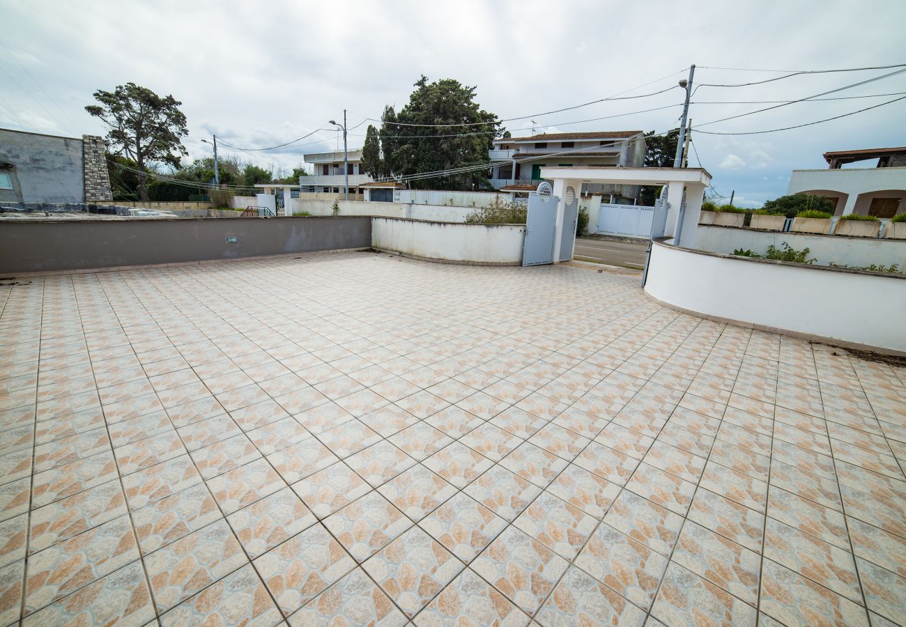 Appartement à Torre dell´Orso - Maison-terrasse panoramique et accès à la plage v122