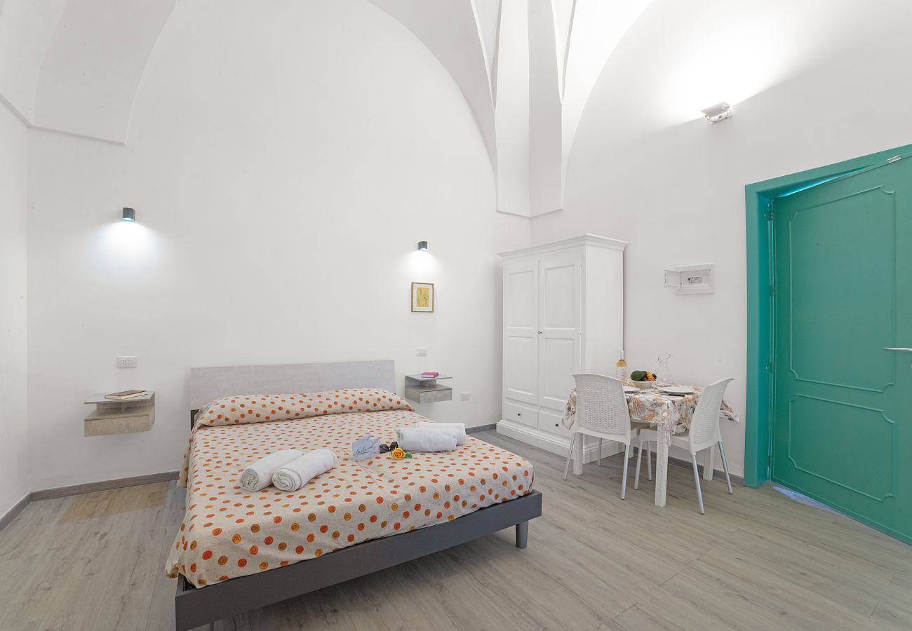 Maison à Santa Cesarea Terme - V251 maison indépendante avec jardin Cerfignano