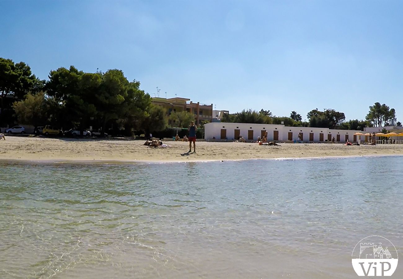 Villa a Sant'Isidoro - Villa vista mare a Sant'Isidoro, vacanze spiaggia di sabbia m524