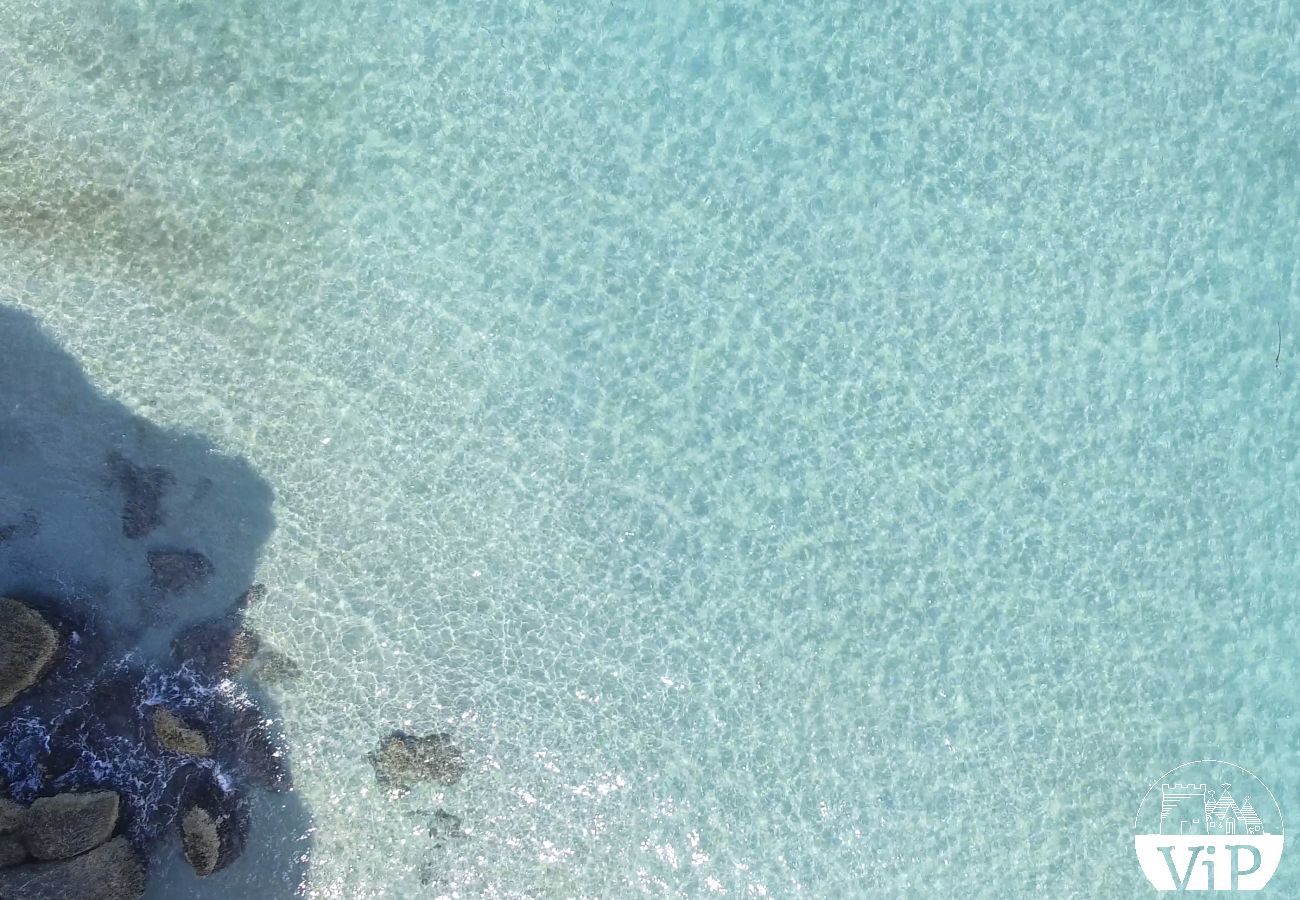 Appartamento a Carpignano Salentino - Appartamento uso piscina e campo calcetto per soggiorni in Puglia m401