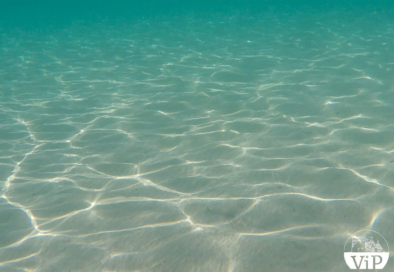 Appartamento a Carpignano Salentino - Appartamento uso piscina e campo calcetto per soggiorni in Puglia m401