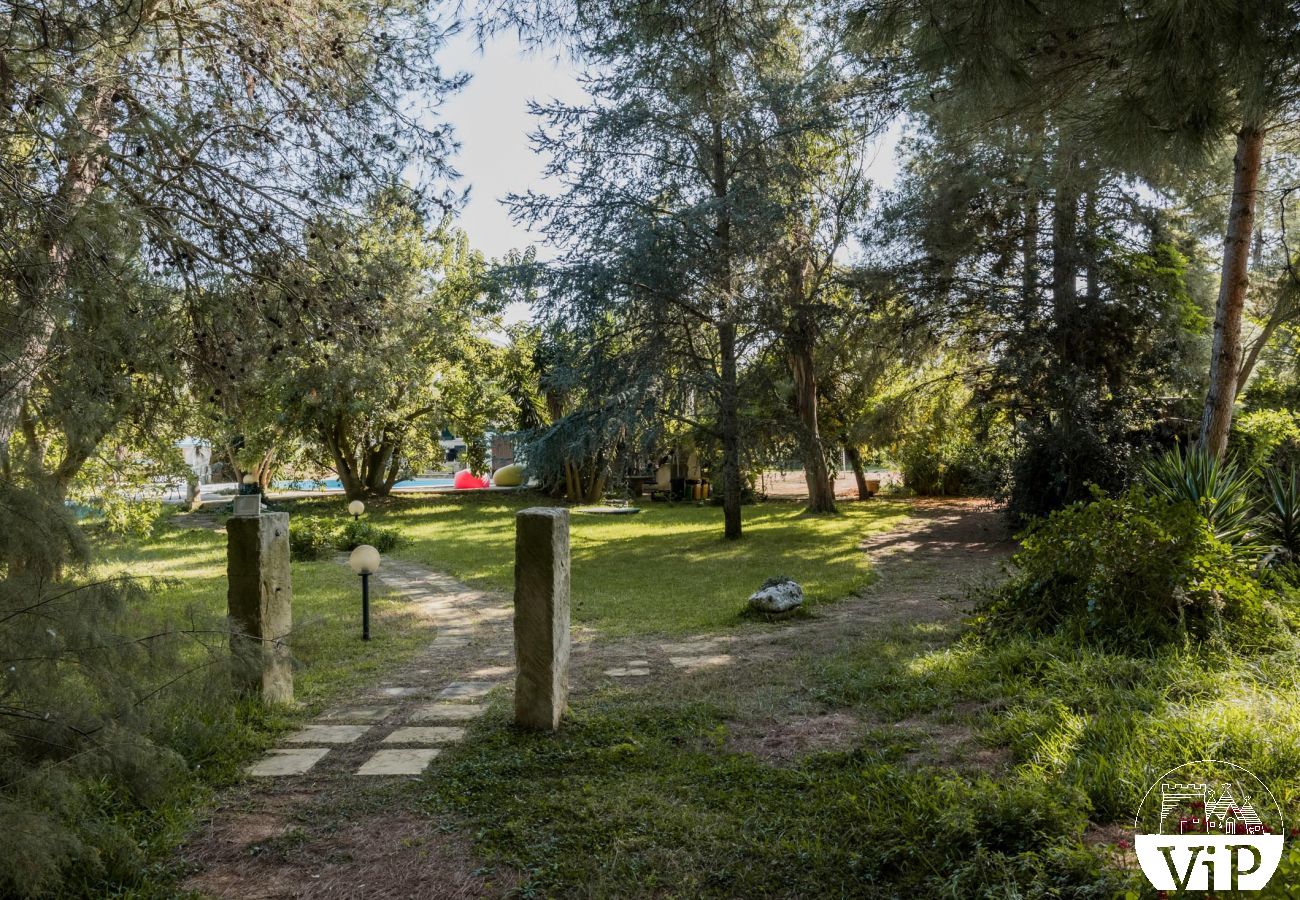 Appartamento a Carpignano Salentino - Appartamento adatto ai disabili con piscina condivisa per vacanze pugliesi m402