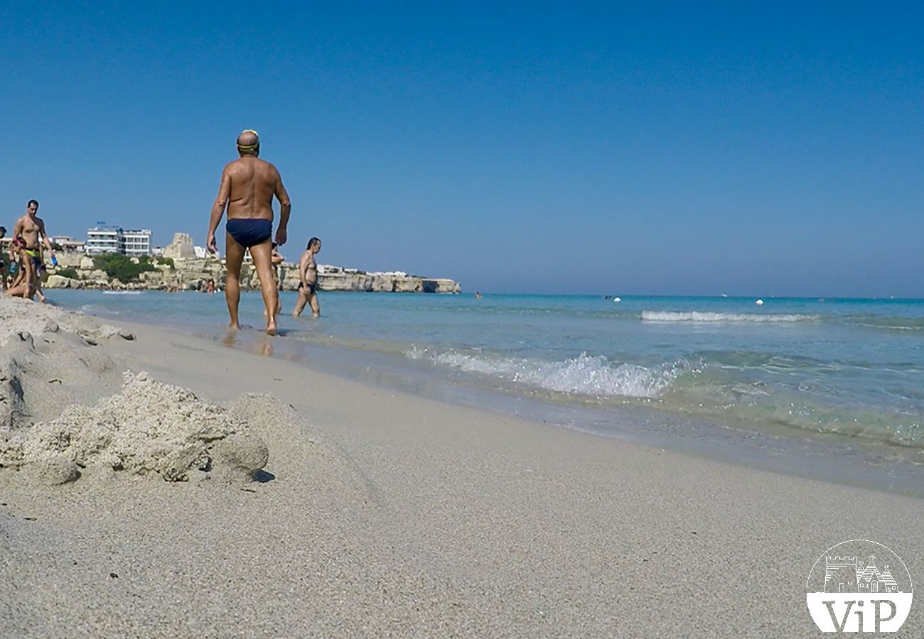 Appartamento a Carpignano Salentino - Appartamento adatto ai disabili con piscina condivisa per vacanze pugliesi m402