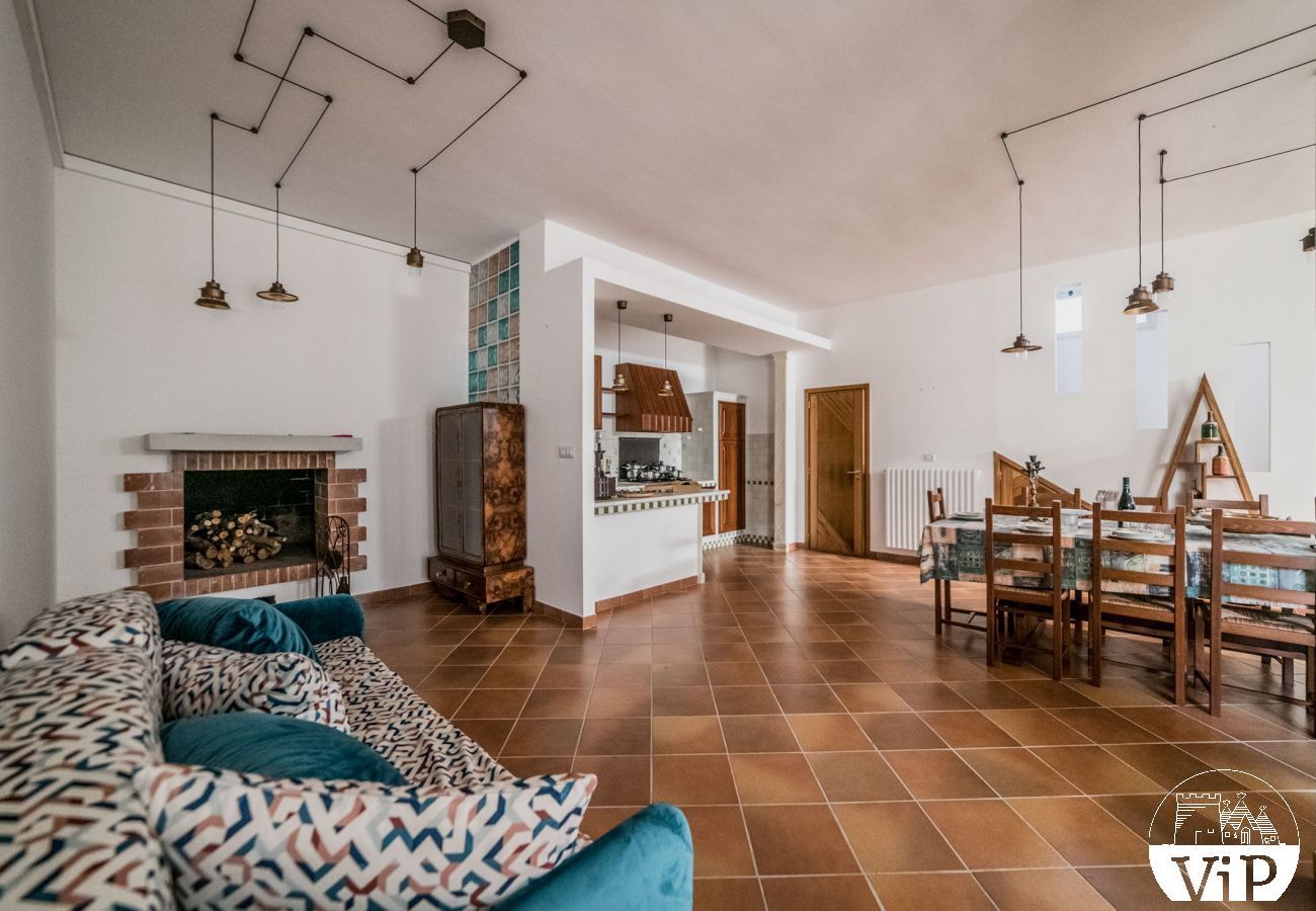 Villa a Corigliano d´Otranto - Villa vacanze con grande piscina privata, 5 camere letto e 4 bagni m550
