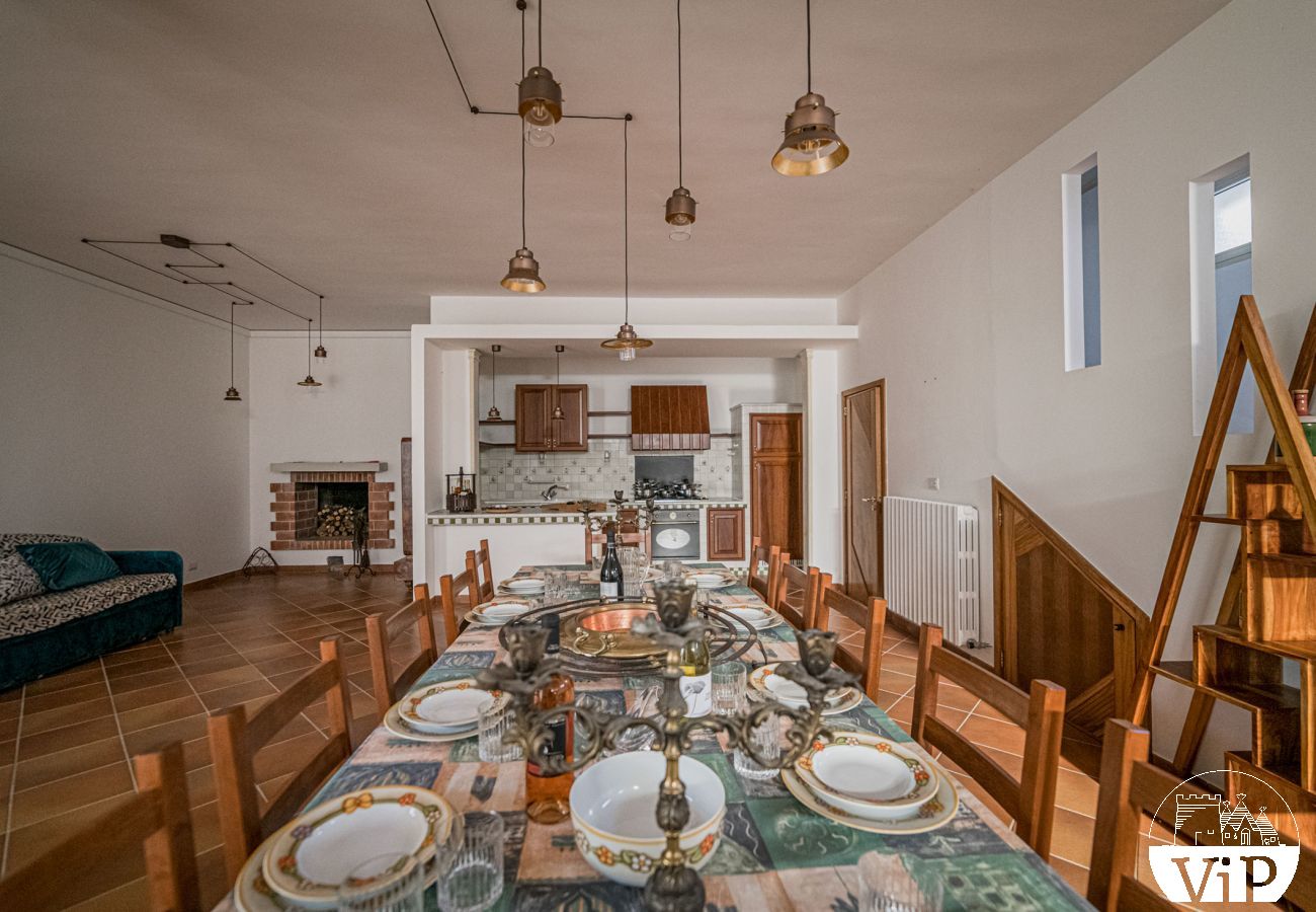 Villa a Corigliano d´Otranto - Villa vacanze con grande piscina privata, 5 camere letto e 4 bagni m550