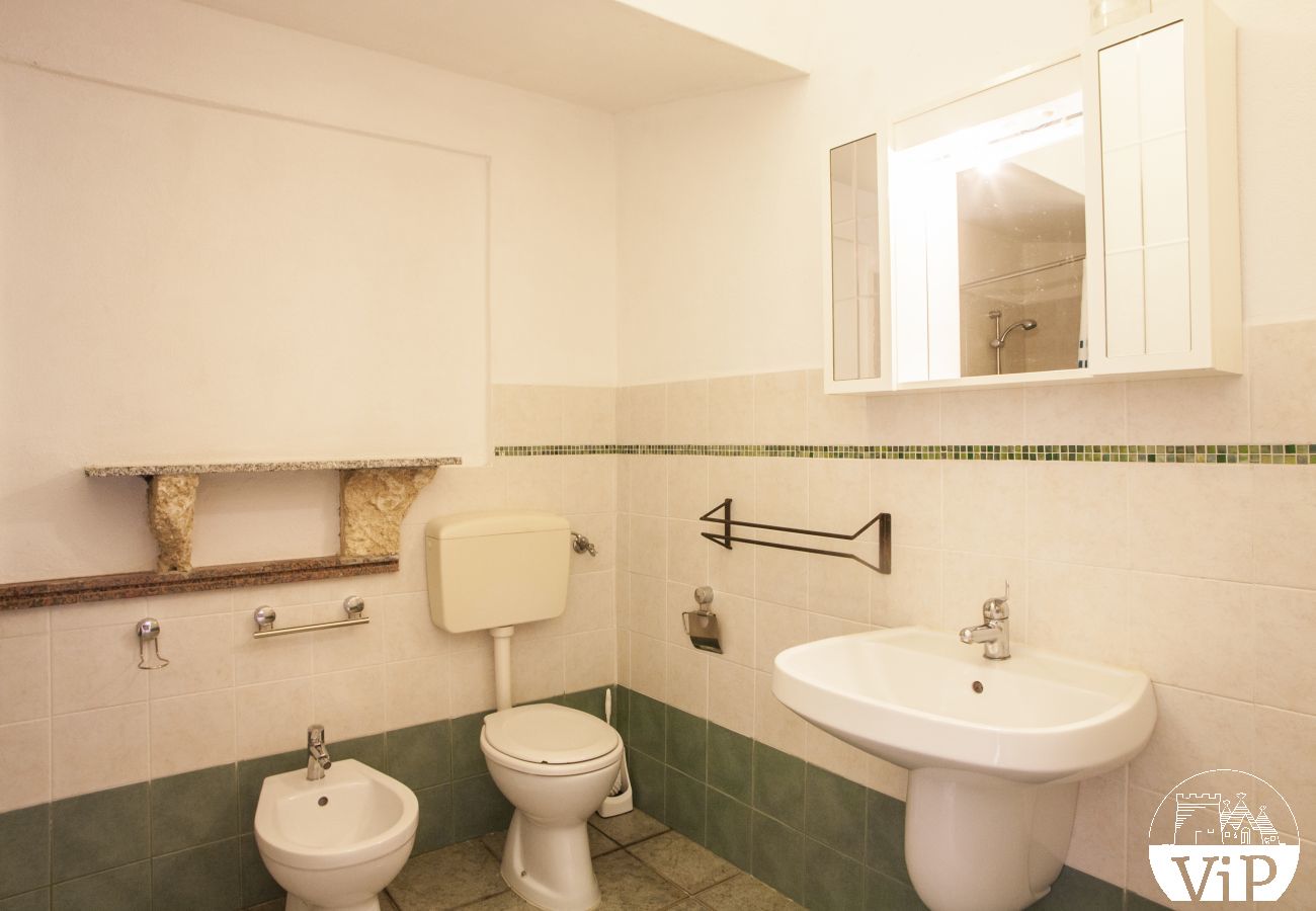Villa a Specchia - Villa con grande piscina e idromassaggio per gruppo numeroso m350