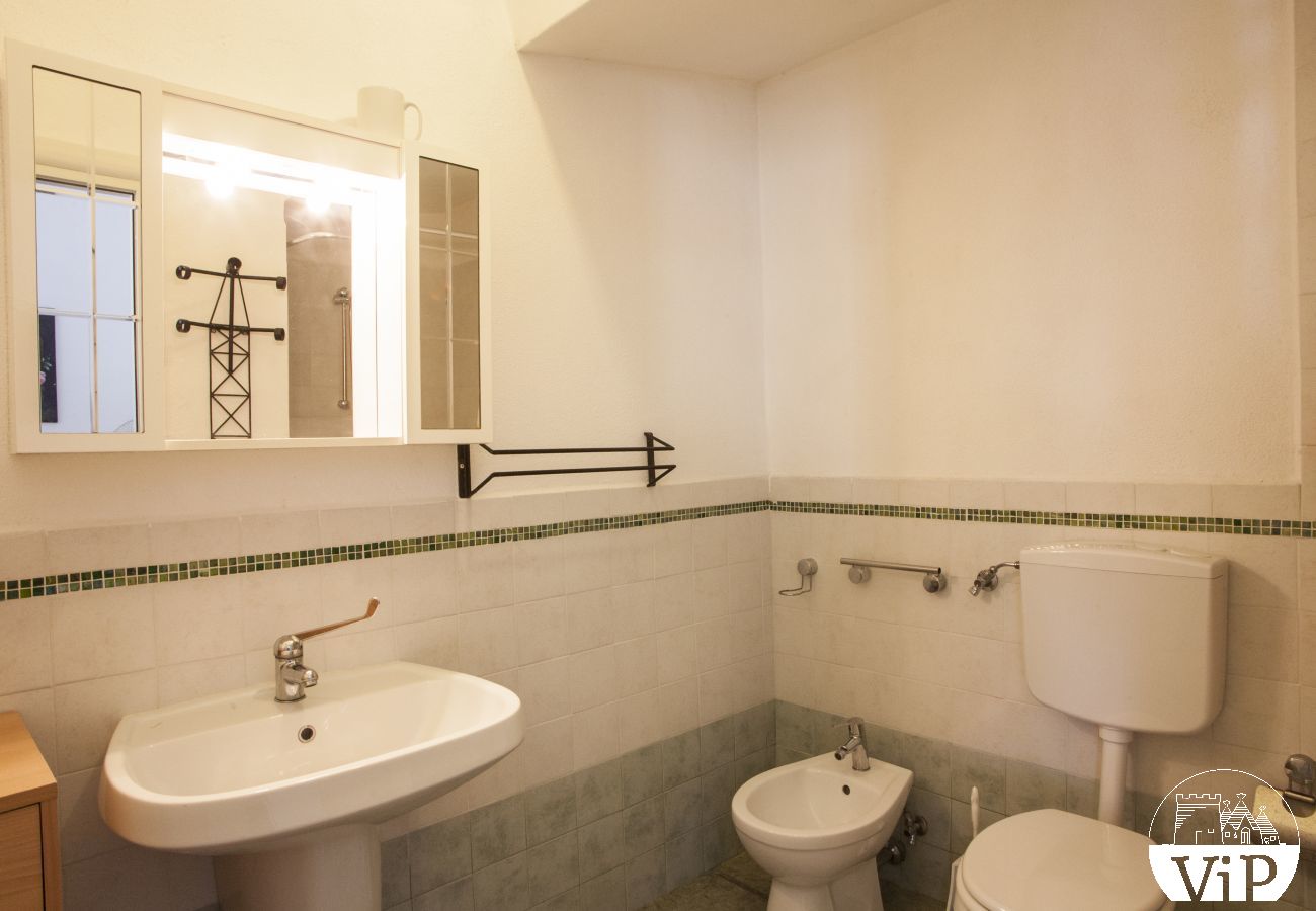 Villa a Specchia - Villa con grande piscina e idromassaggio per gruppo numeroso m350