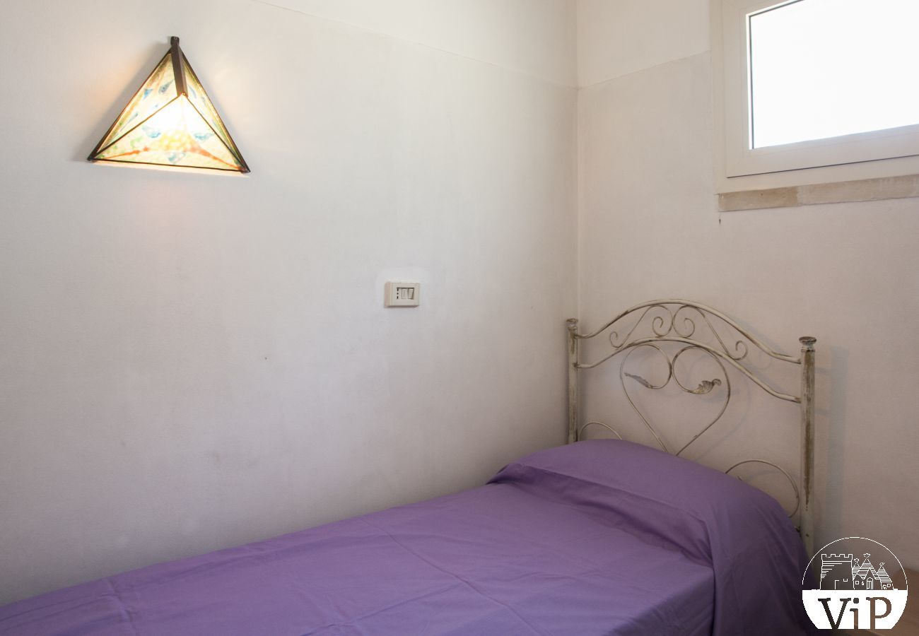 Villa a Specchia - Villa con grande piscina e idromassaggio per gruppo numeroso m350