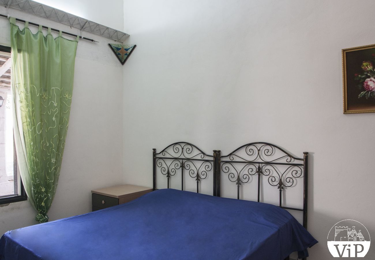 Villa a Specchia - Villa con grande piscina e idromassaggio per gruppo numeroso m350
