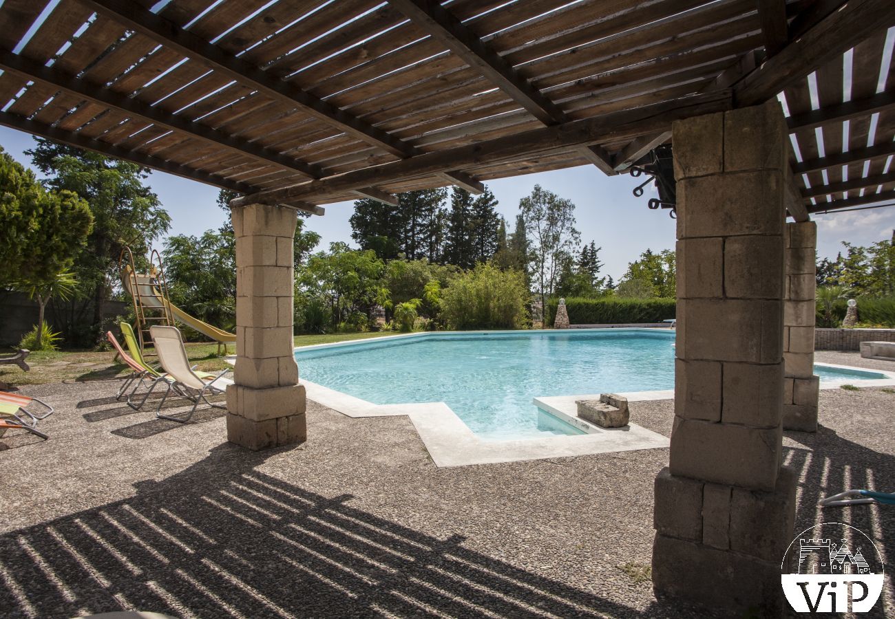 Villa a Specchia - Villa con grande piscina e idromassaggio per gruppo numeroso m350