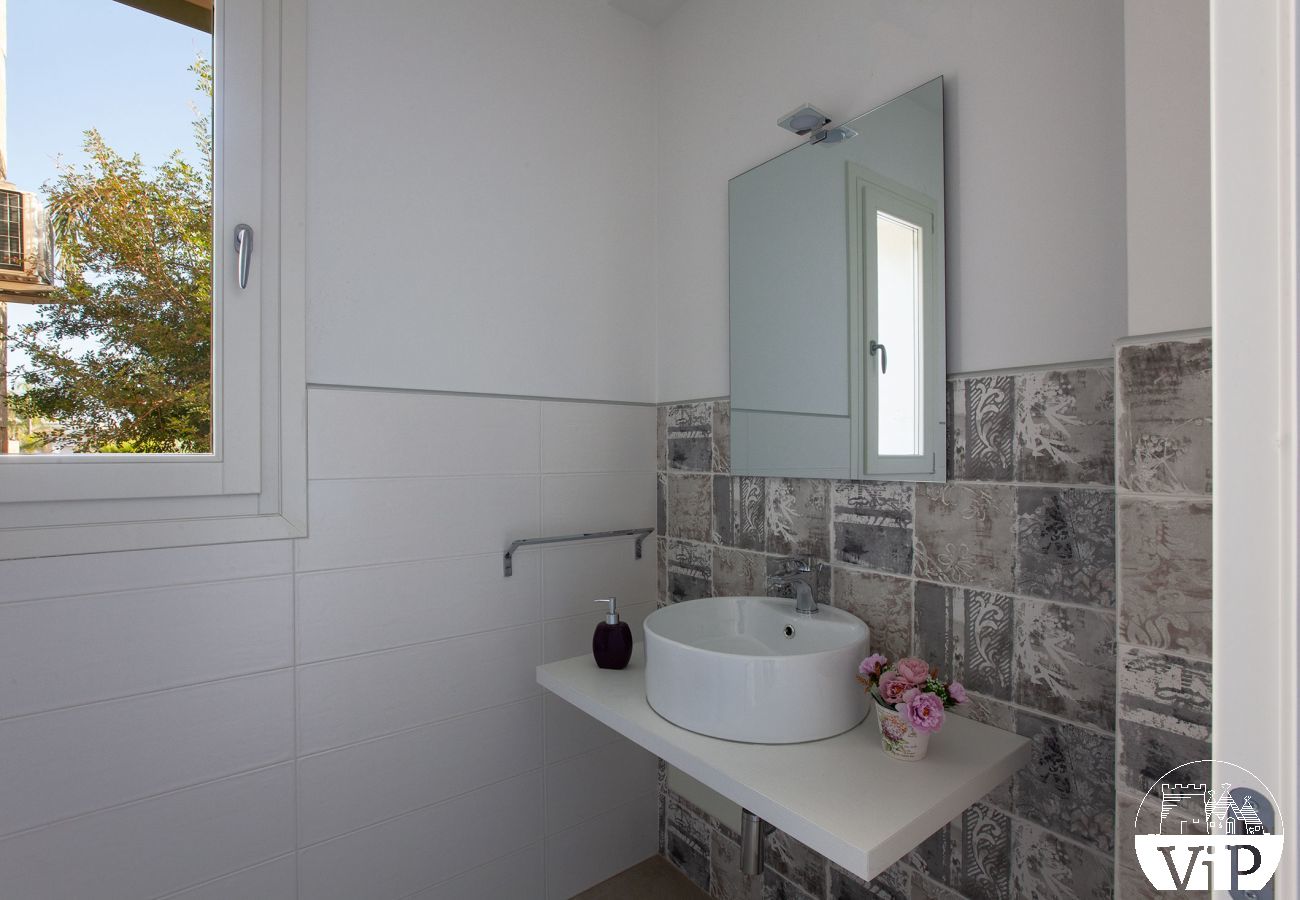 Villa a Ugento - Villa grande piscina privata, 5 camere, 5 bagni, spiagge Ionio Torre San Giovanni, Lido Marini m780