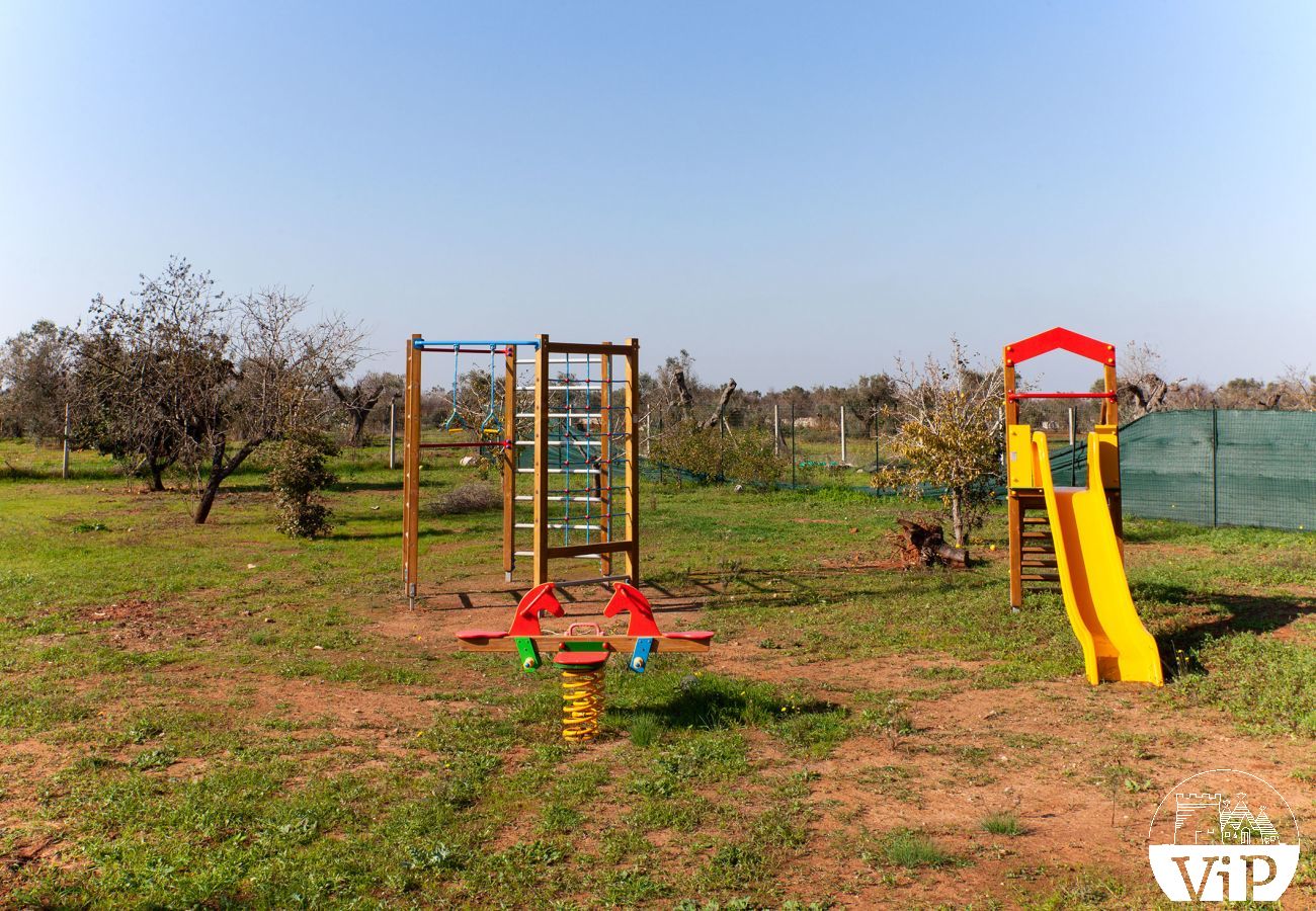 Villa a Ugento - Villa grande piscina privata, 5 camere, 5 bagni, spiagge Ionio Torre San Giovanni, Lido Marini m780