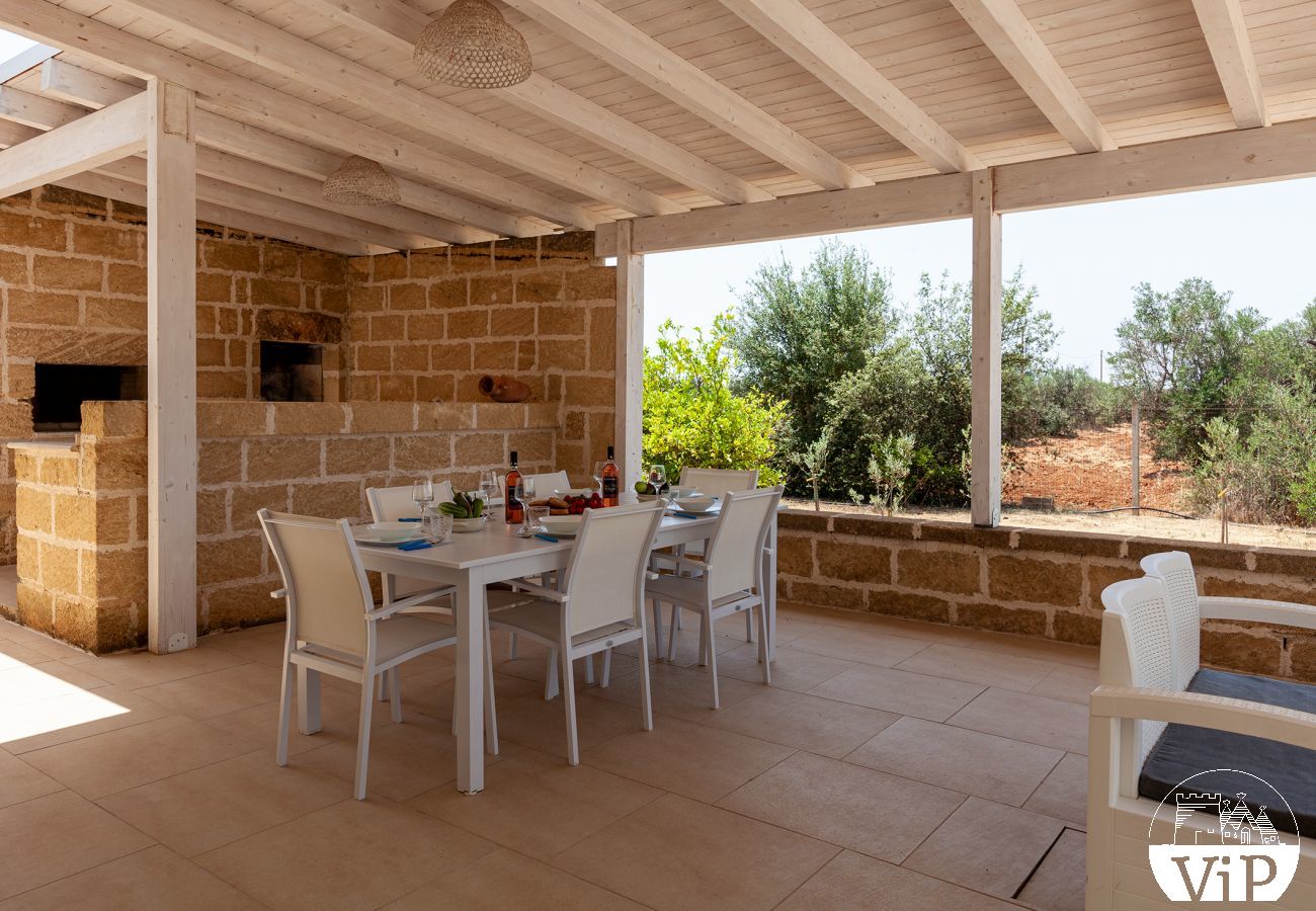 Villa a Ugento - Villa grande piscina privata, 5 camere, 5 bagni, spiagge Ionio Torre San Giovanni, Lido Marini m780
