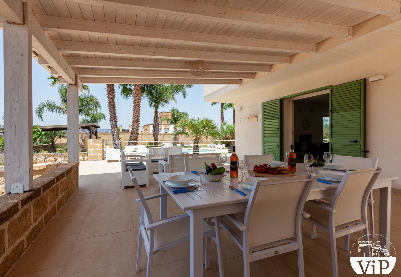 Villa a Ugento - Villa grande piscina privata, 5 camere, 5 bagni, spiagge Ionio Torre San Giovanni, Lido Marini m780