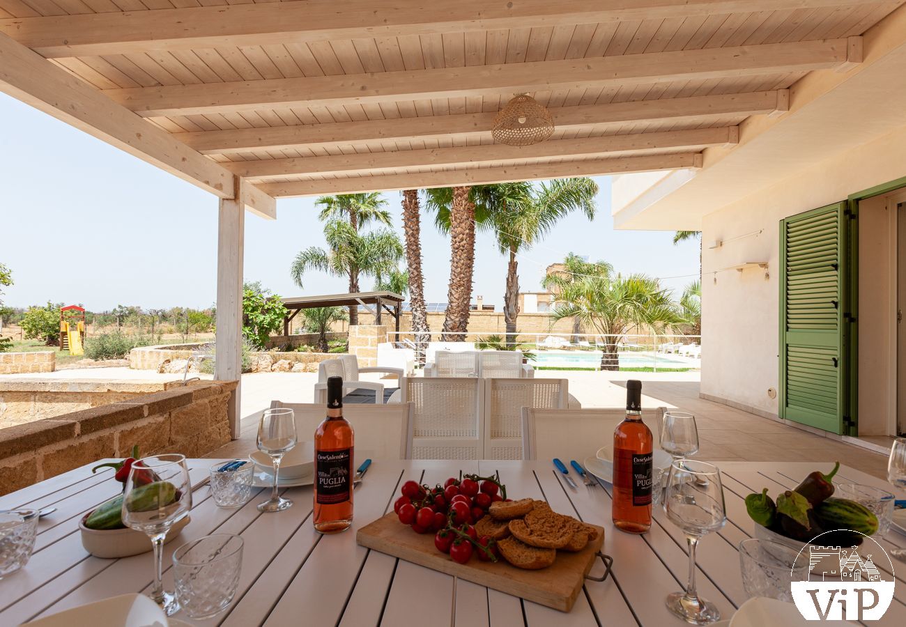 Villa a Ugento - Villa grande piscina privata, 5 camere, 5 bagni, spiagge Ionio Torre San Giovanni, Lido Marini m780