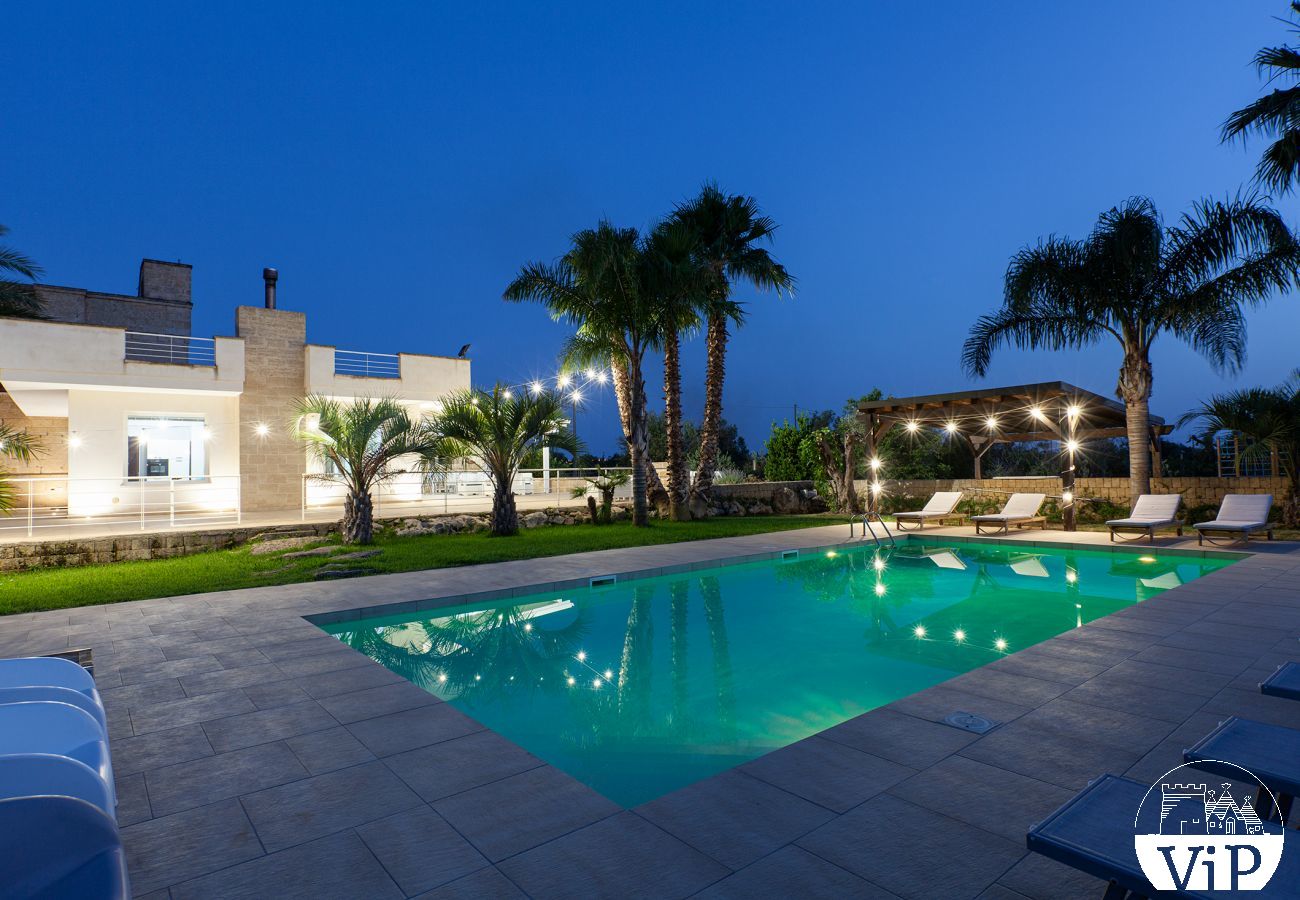 Villa a Ugento - Villa grande piscina privata, 5 camere, 5 bagni, spiagge Ionio Torre San Giovanni, Lido Marini m780