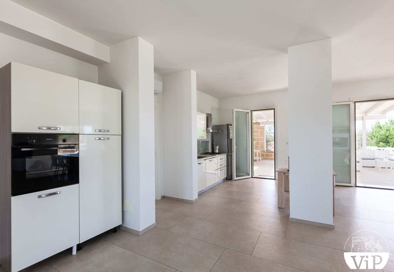 Villa a Ugento - Villa grande piscina privata, 5 camere, 5 bagni, spiagge Ionio Torre San Giovanni, Lido Marini m780