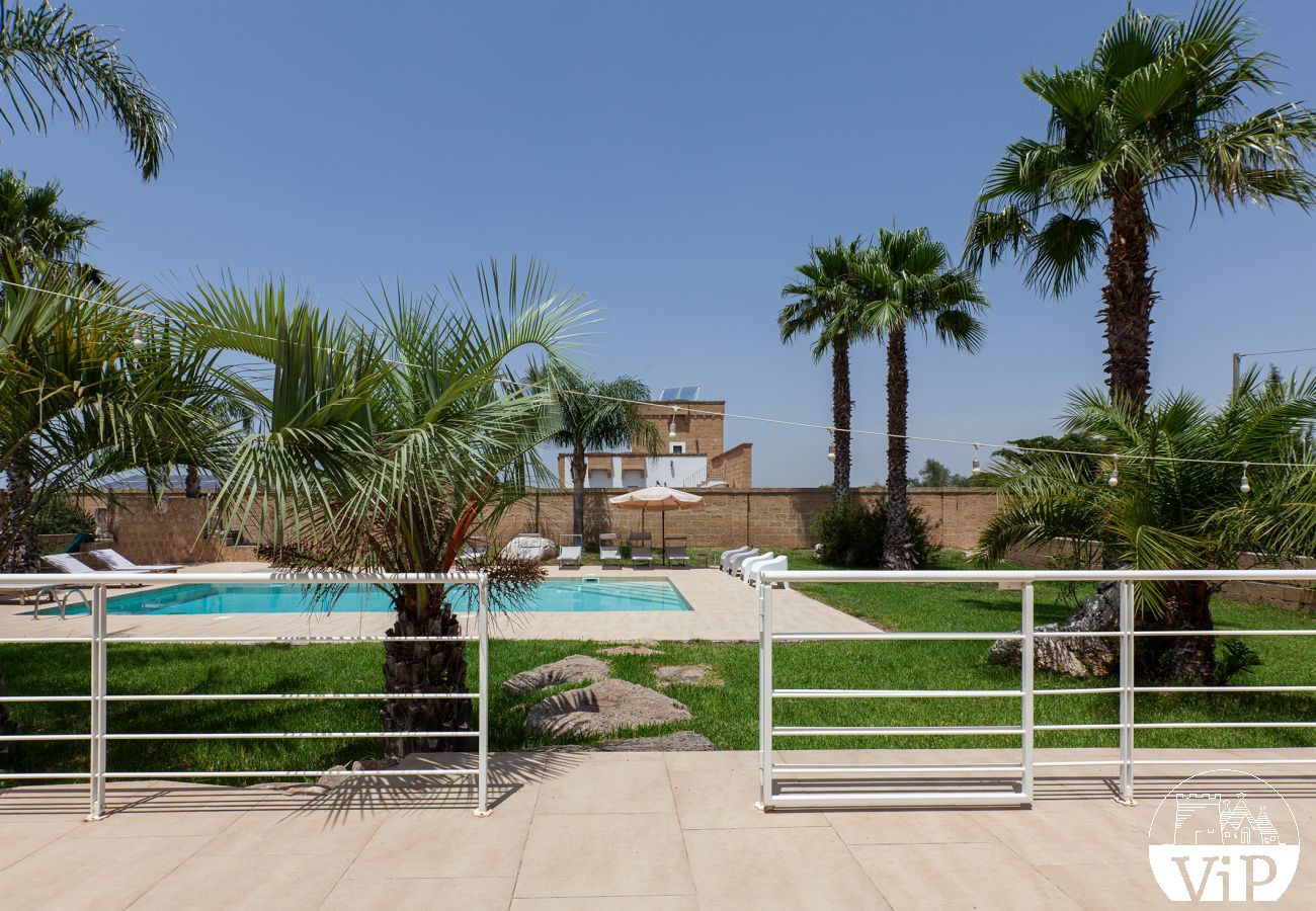 Villa a Ugento - Villa grande piscina privata, 5 camere, 5 bagni, spiagge Ionio Torre San Giovanni, Lido Marini m780