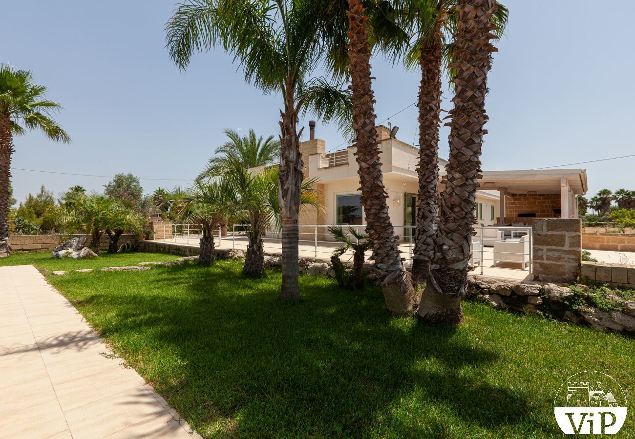 Villa a Ugento - Villa grande piscina privata, 5 camere, 5 bagni, spiagge Ionio Torre San Giovanni, Lido Marini m780