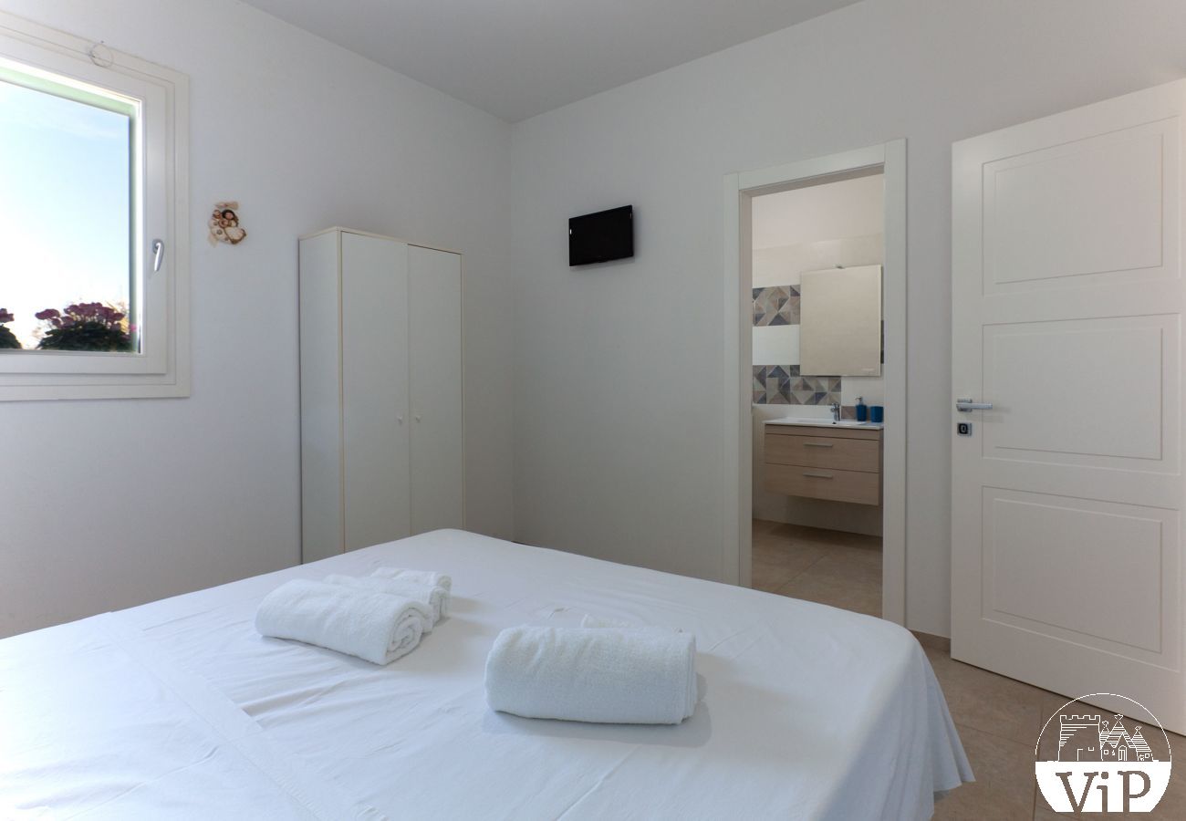 Villa a Ugento - Villa grande piscina privata, 5 camere, 5 bagni, spiagge Ionio Torre San Giovanni, Lido Marini m780