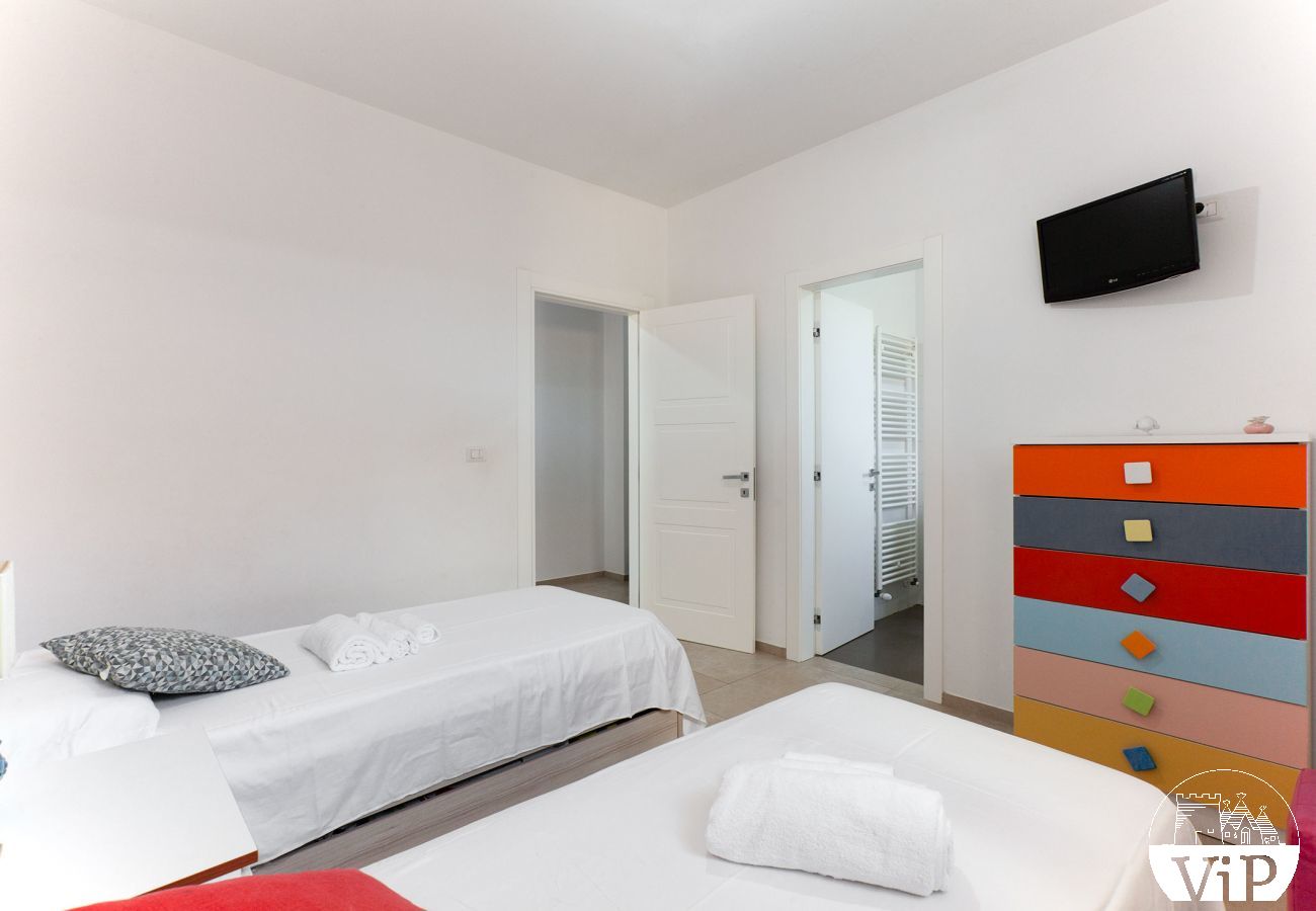 Villa a Ugento - Villa grande piscina privata, 5 camere, 5 bagni, spiagge Ionio Torre San Giovanni, Lido Marini m780
