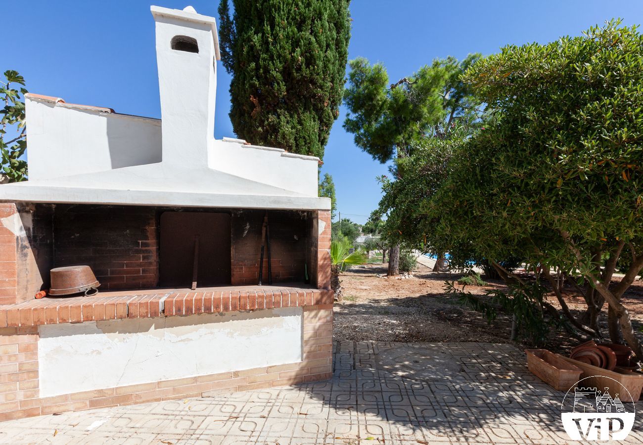 Villa a San Pietro in Bevagna - Villa con piscina,  spiaggia raggiungibile a piedi, S.P. in Bevagna, m280