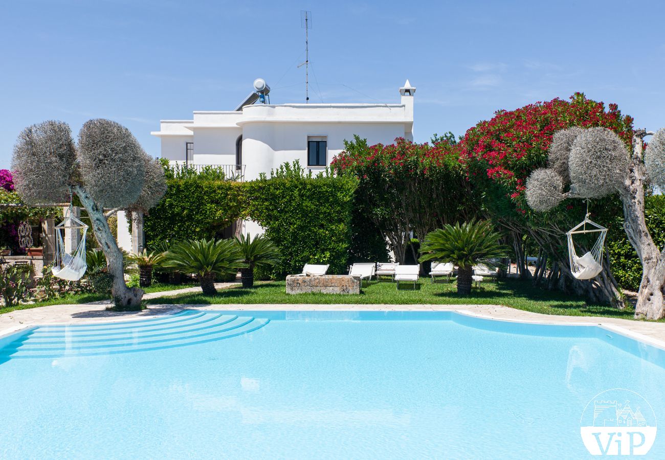 Villa a San Foca - Affitto villa pugliese campagna piscina mare m180