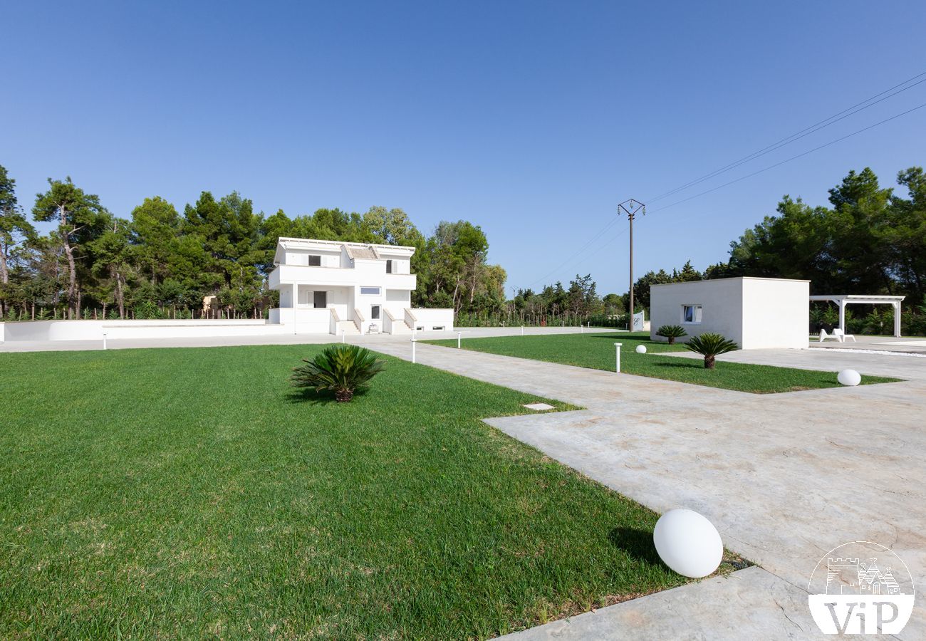 Villa a Galatina - Villa campo padel privato esclusiva piscina m890