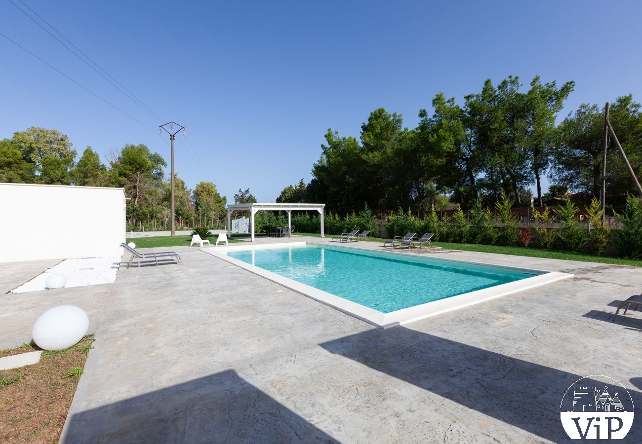 Villa a Galatina - Villa campo padel privato esclusiva piscina m890