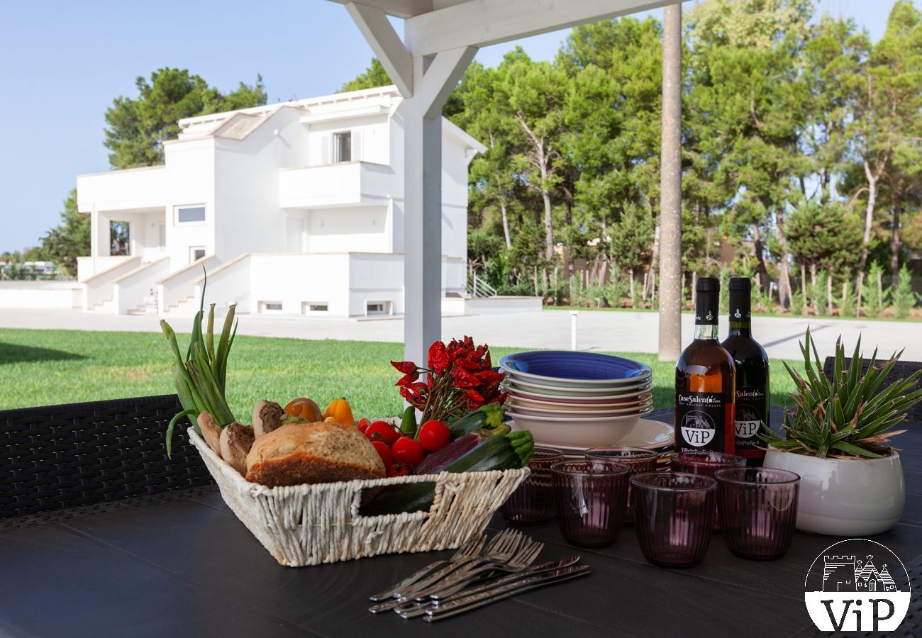 Villa a Galatina - Villa campo padel privato esclusiva piscina m890