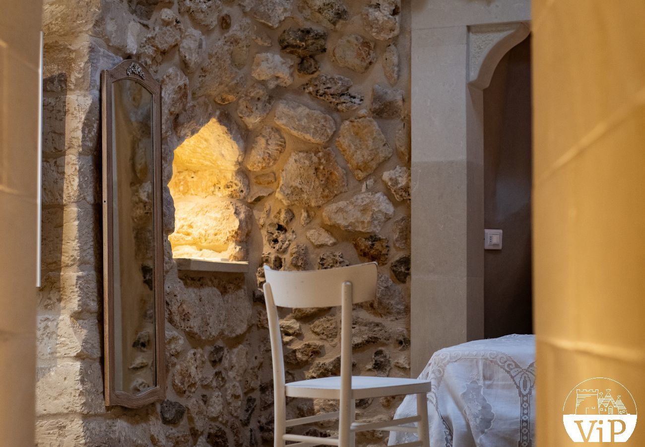 Villa a Castrignano de´ Greci - Villa piscina trullo vasca riscaldata 5 bagni m580