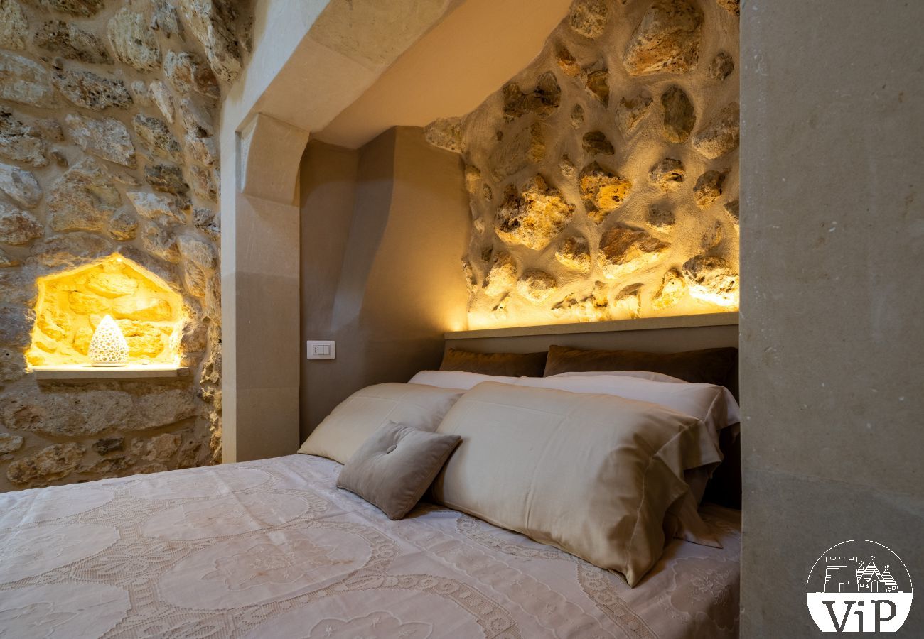Villa a Castrignano de´ Greci - Villa piscina trullo vasca riscaldata 5 bagni m580