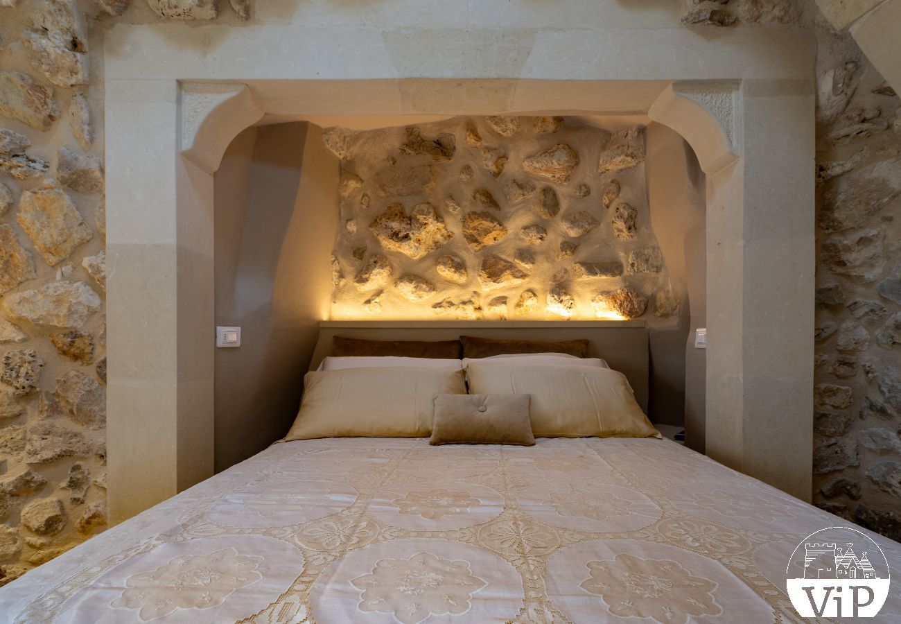 Villa a Castrignano de´ Greci - Villa piscina trullo vasca riscaldata 5 bagni m580