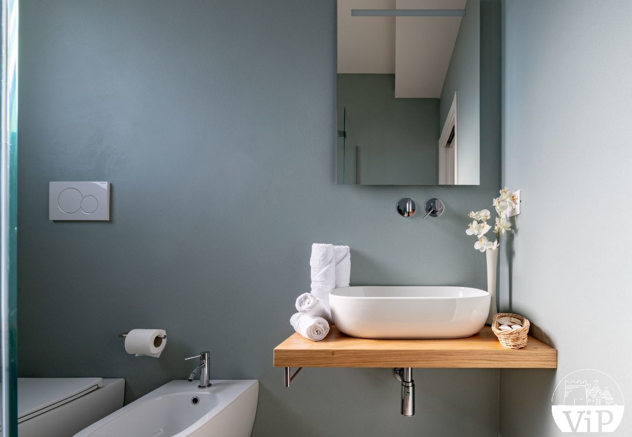 Villa a Castrignano de´ Greci - Villa piscina trullo vasca riscaldata 5 bagni m580