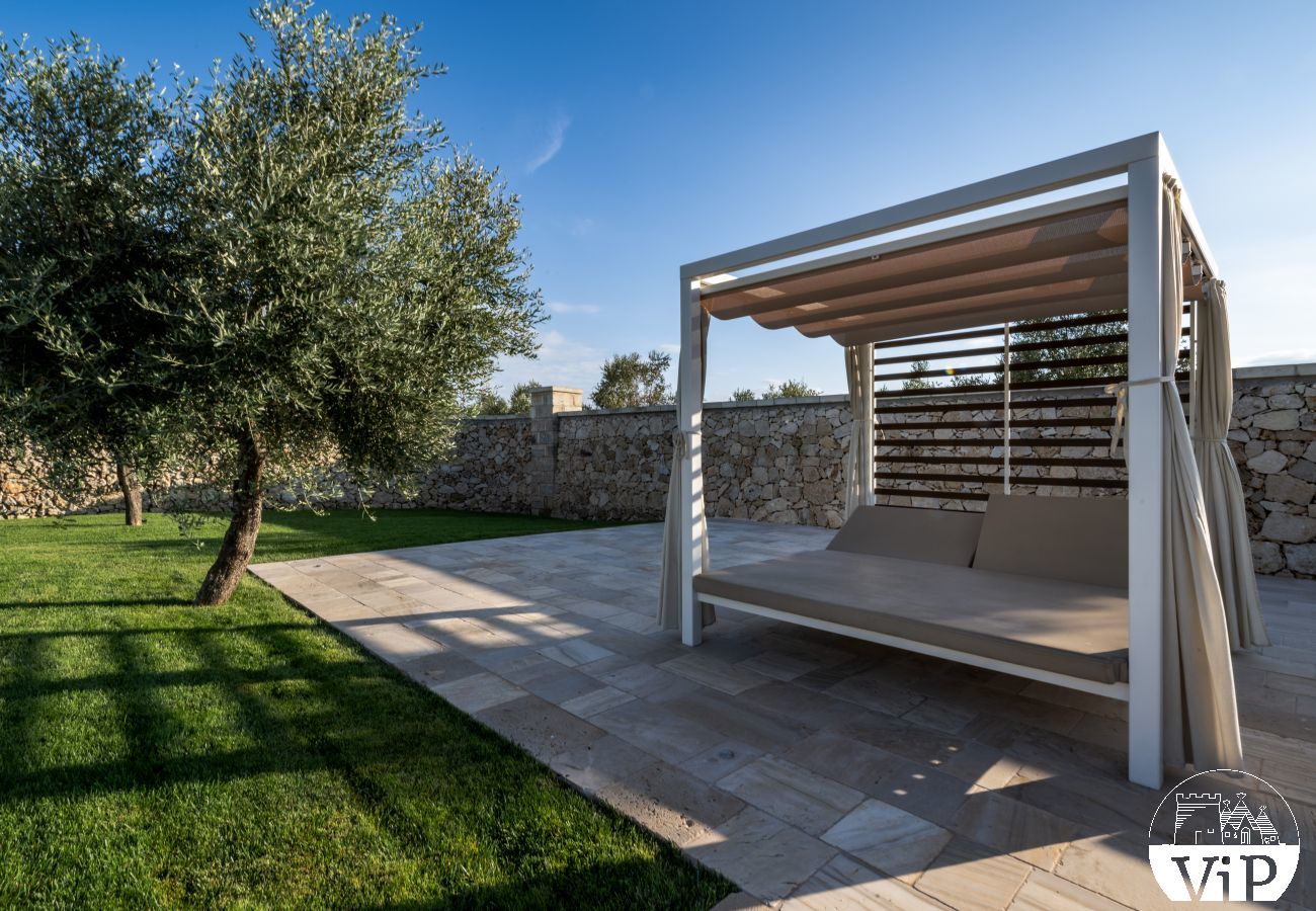 Villa a Castrignano de´ Greci - Villa piscina trullo vasca riscaldata 5 bagni m580