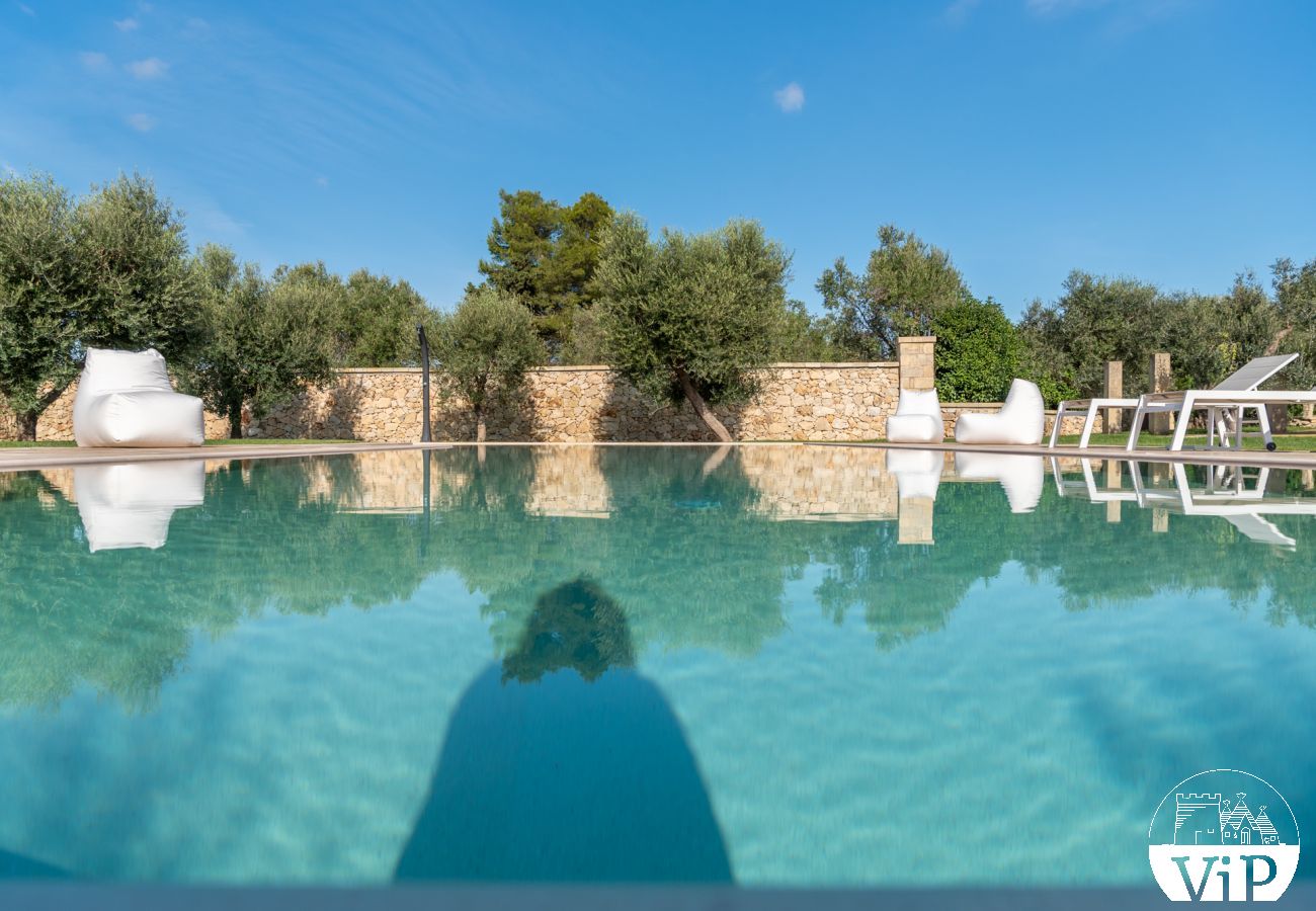 Villa a Castrignano de´ Greci - Villa piscina trullo vasca riscaldata 5 bagni m580